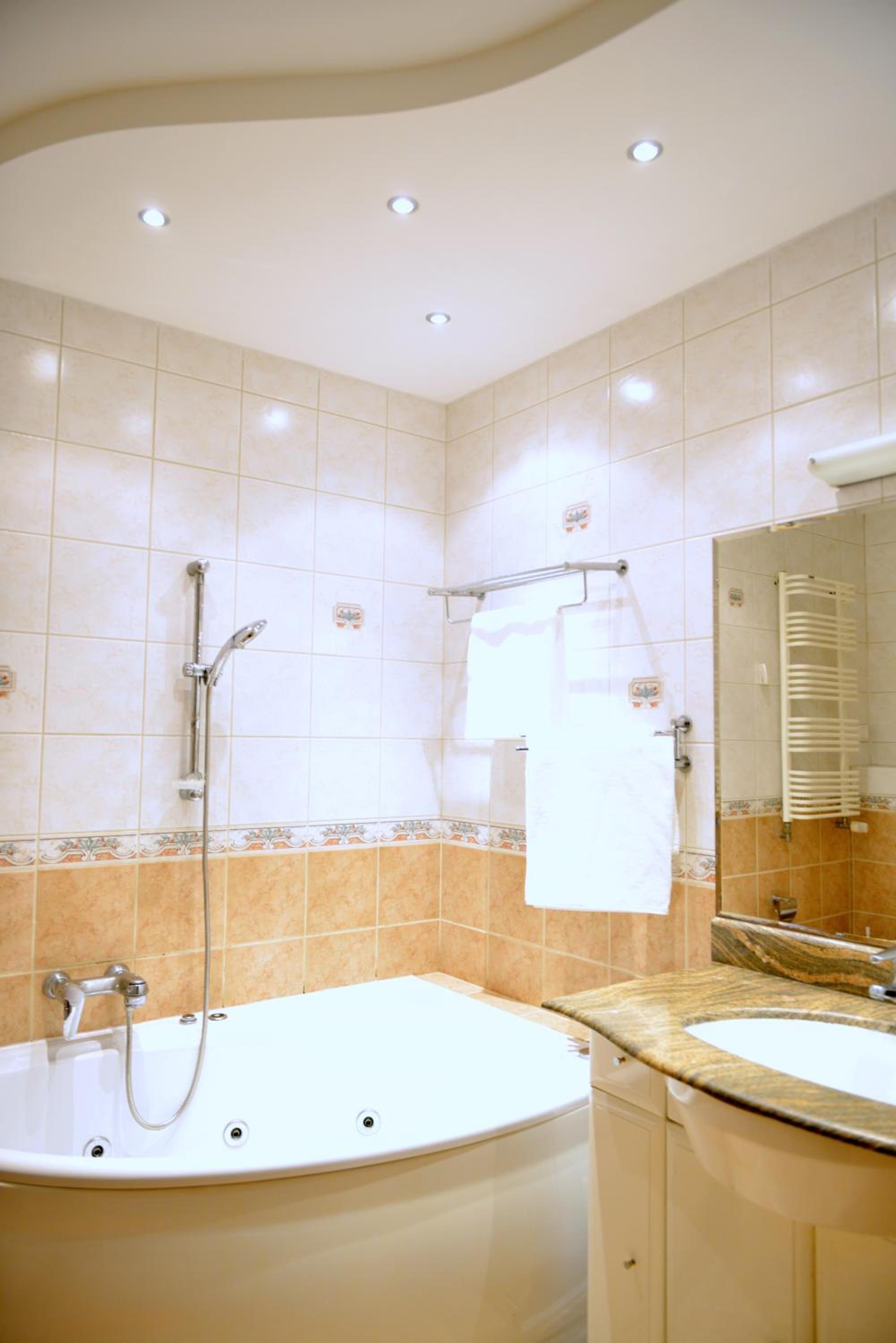 JessApart– Babka Tower Apartment