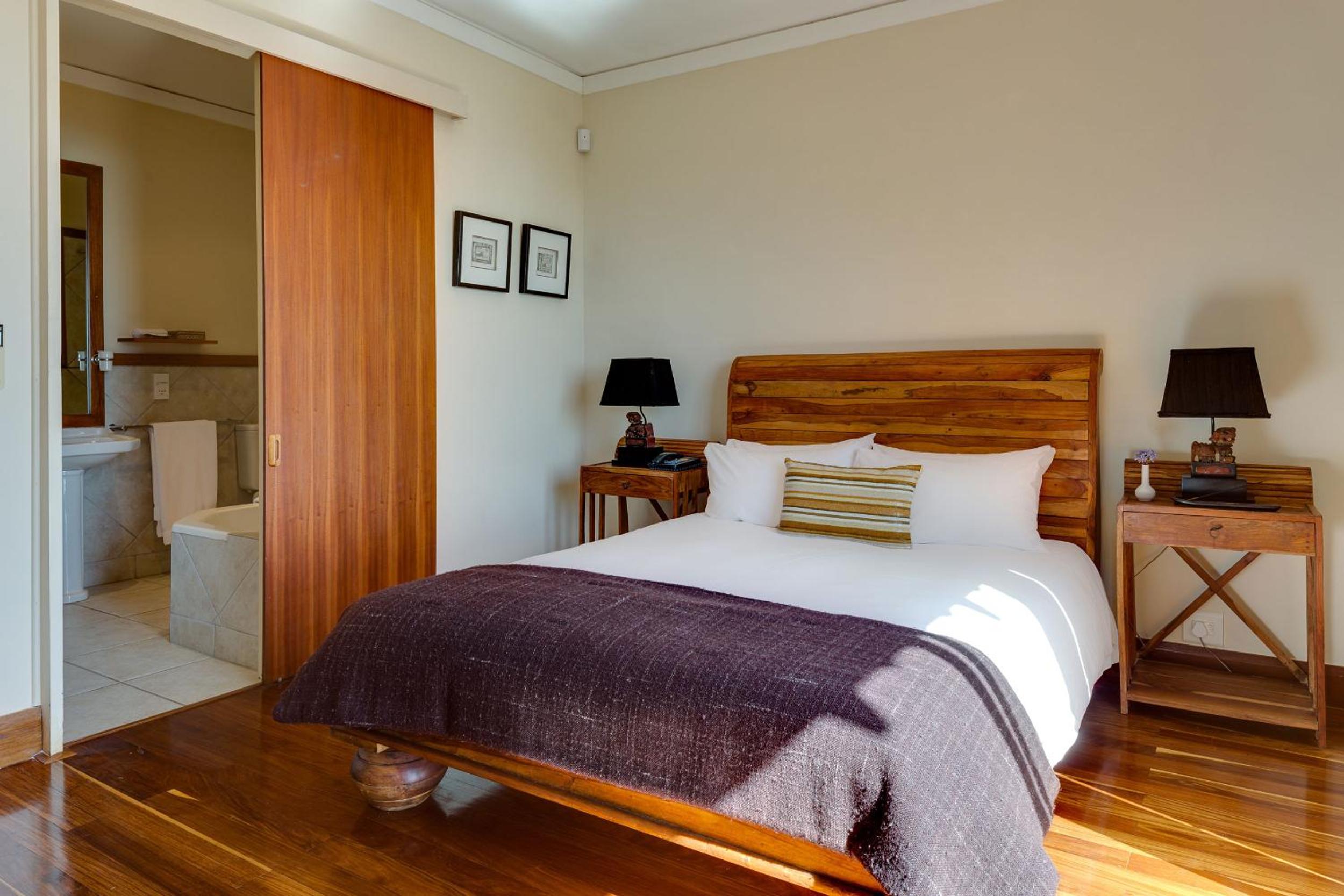 The Cape Bali Luxury Villa with Ocean Views in Camps Bay