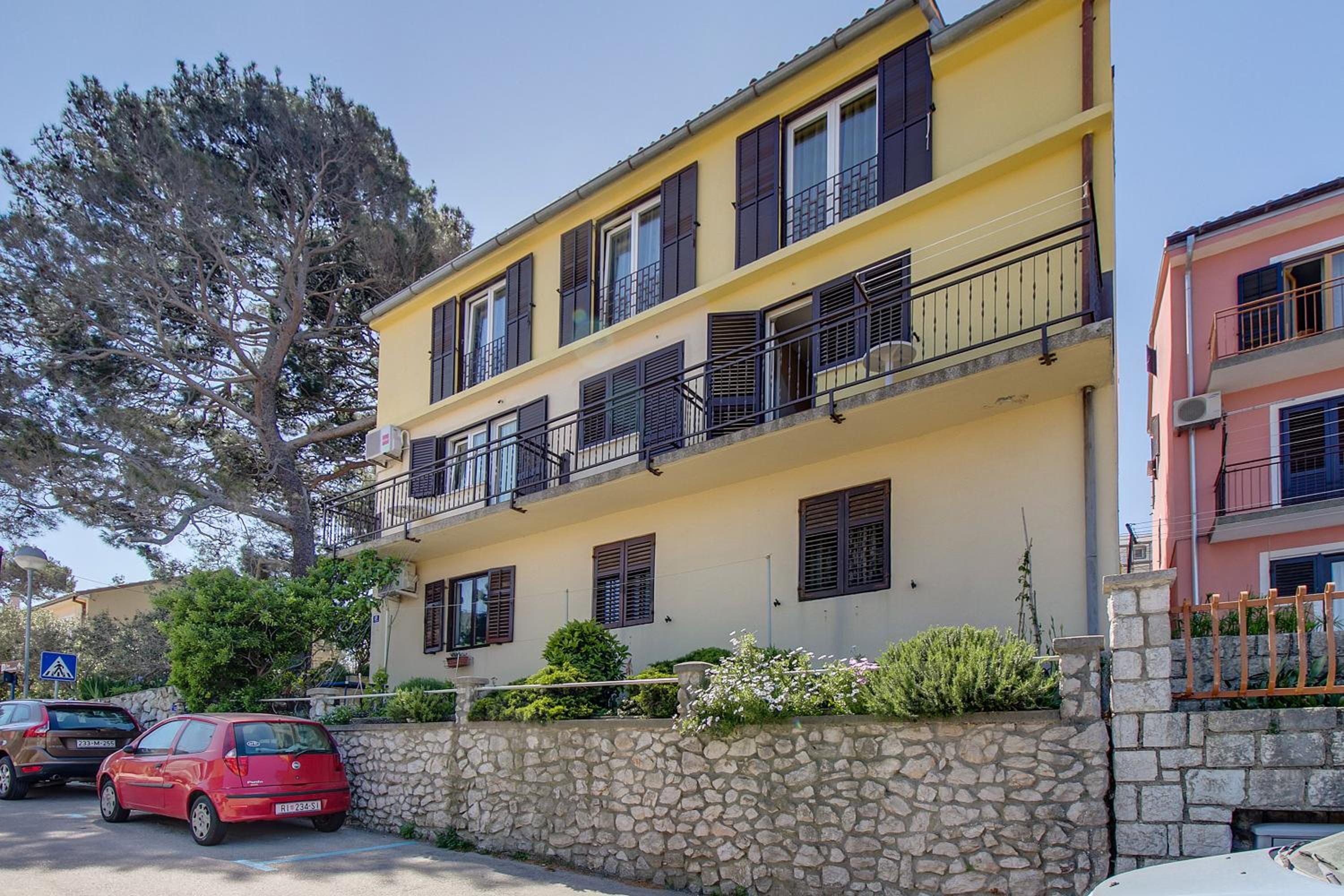 Apartments Petra view 3