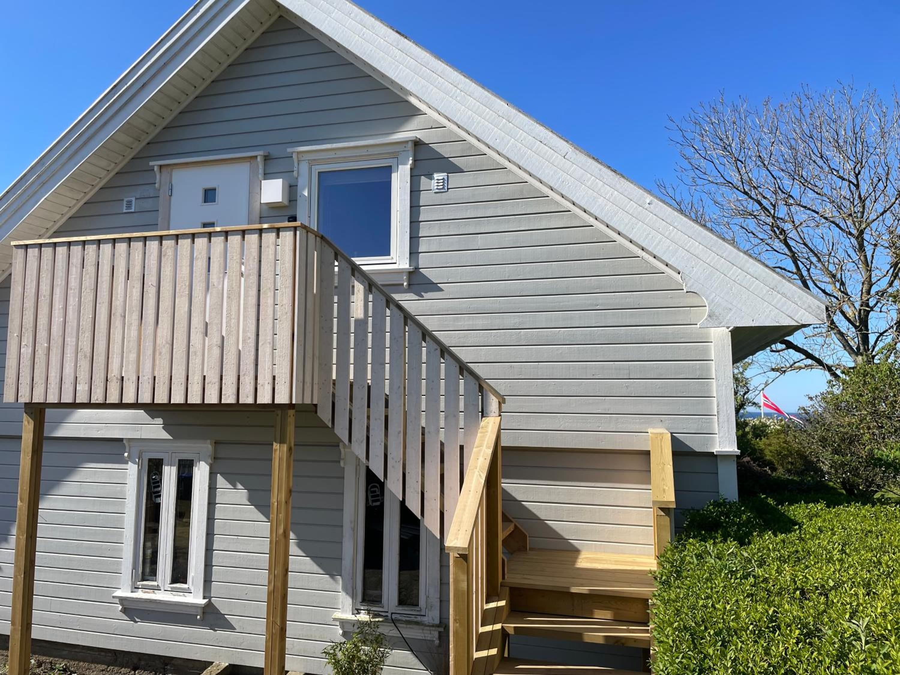 Havbris apartment with sea view in Borhaug, Farsund