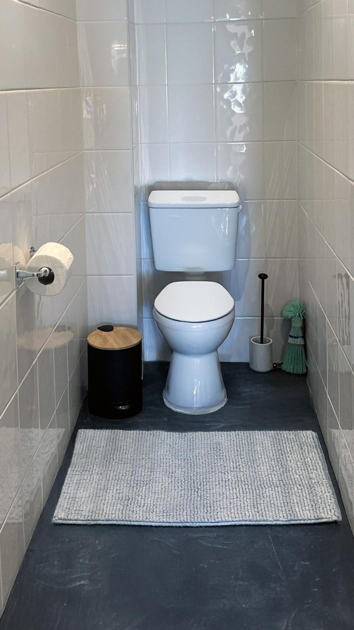 Spacious Guest Studio - En-Suite - Central - Calm View