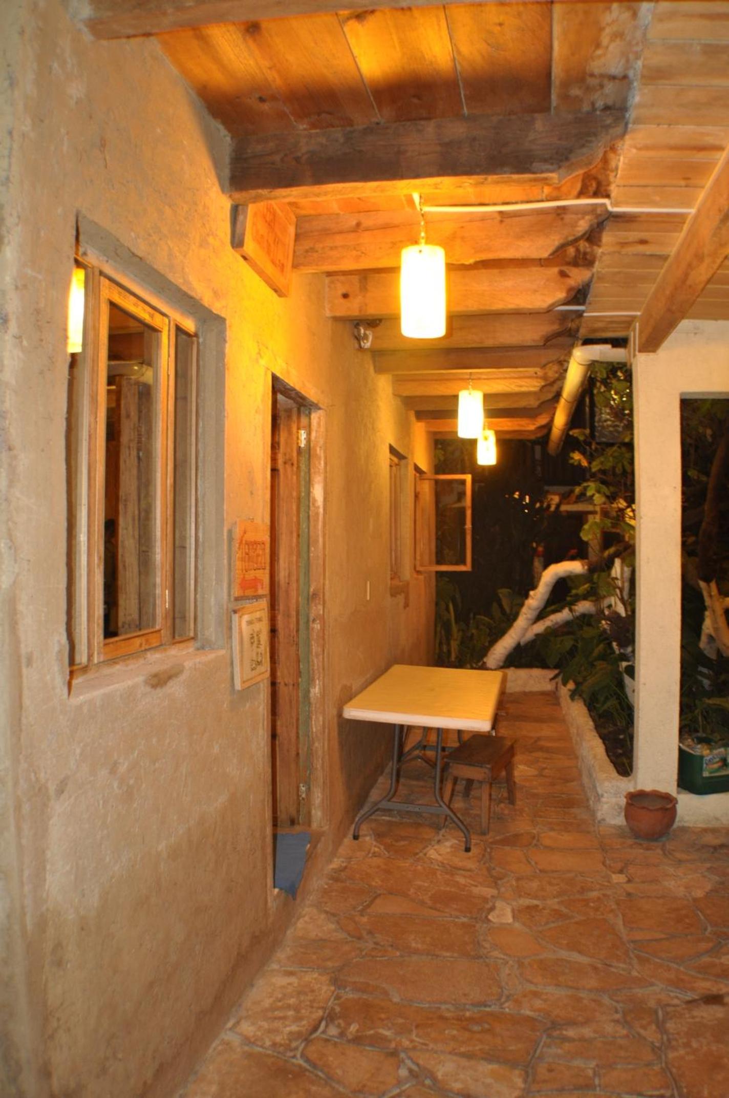 Rossco Hostel & Hotel