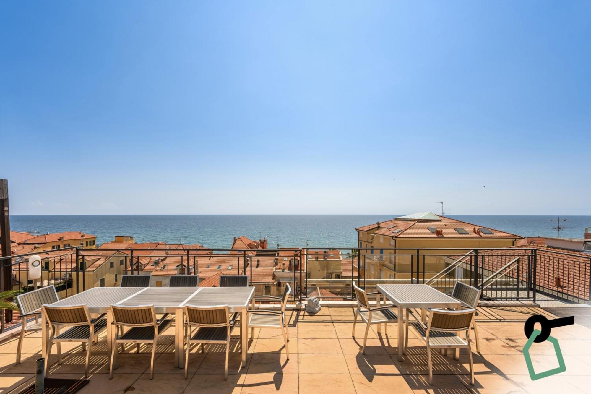 HOTIDAY Room Collection - Alassio Centro