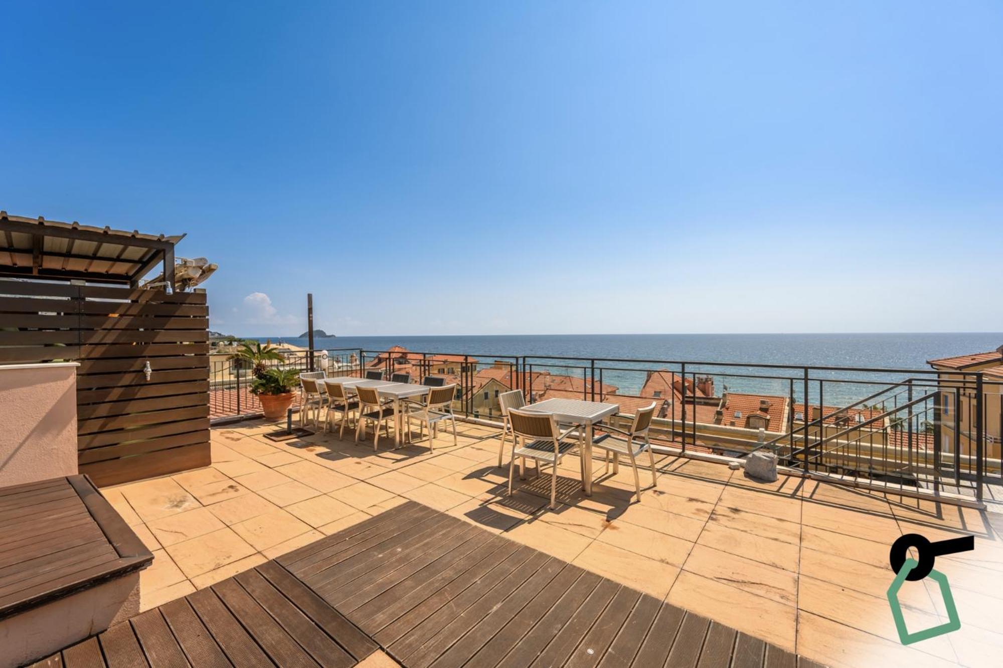HOTIDAY Room Collection - Alassio Centro