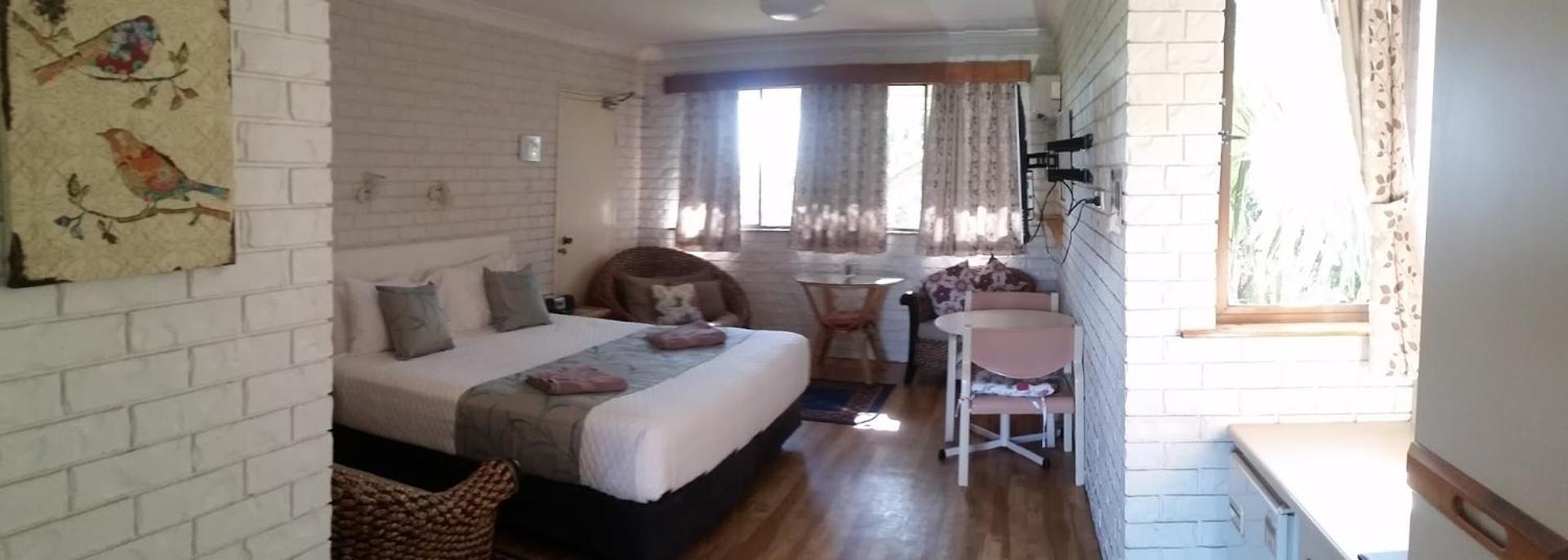 Holland Park Motel