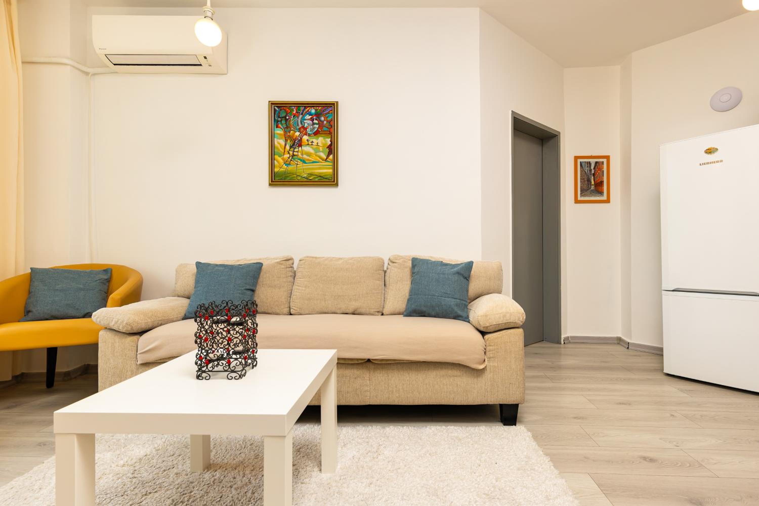 Azuuro - 1BD near the city center by Flat Manager