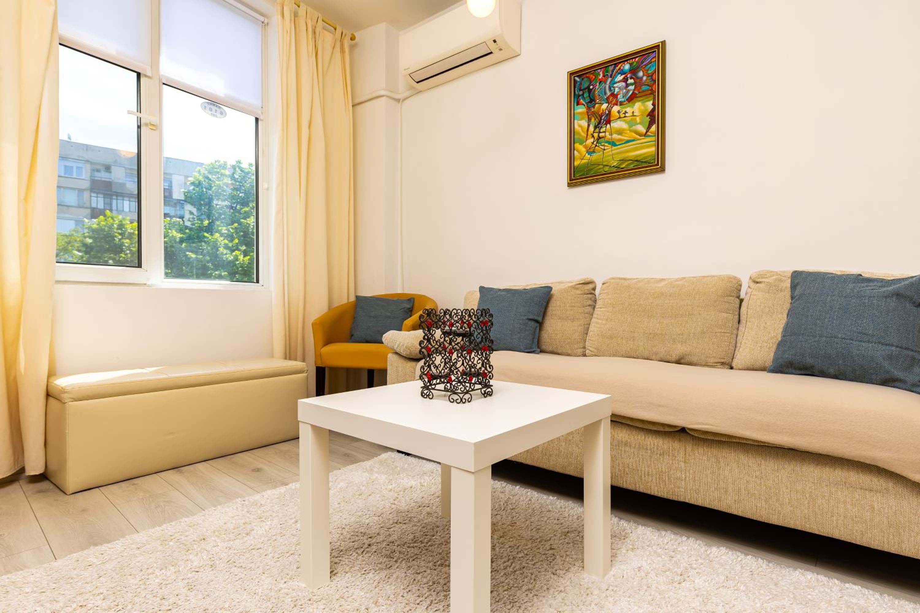 Azuuro - 1BD near the city center by Flat Manager