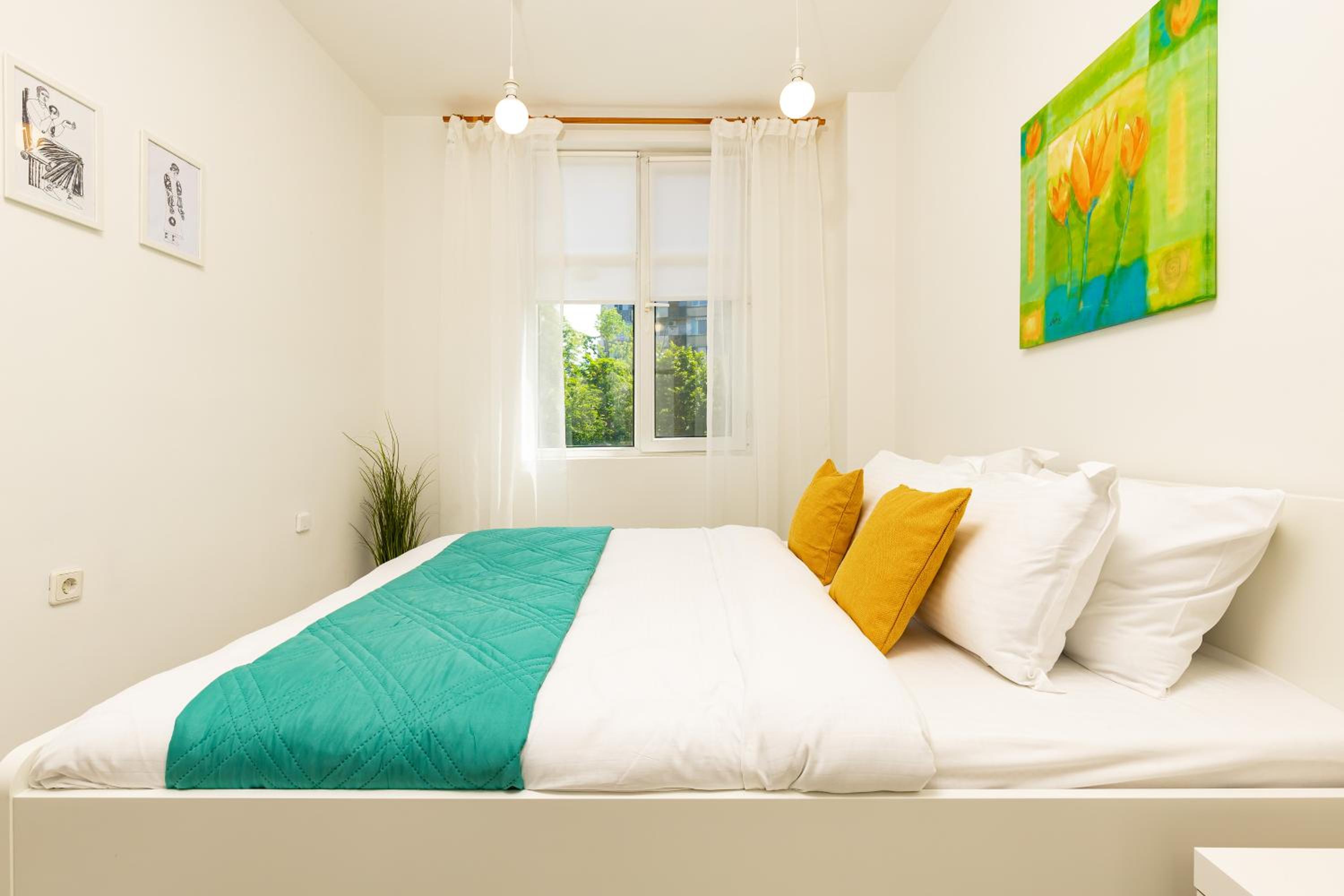 Azuuro - 1BD near the city center by Flat Manager