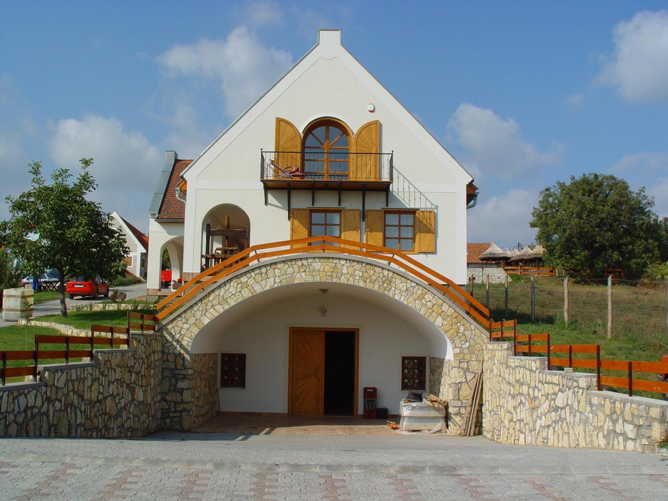 Photo 48