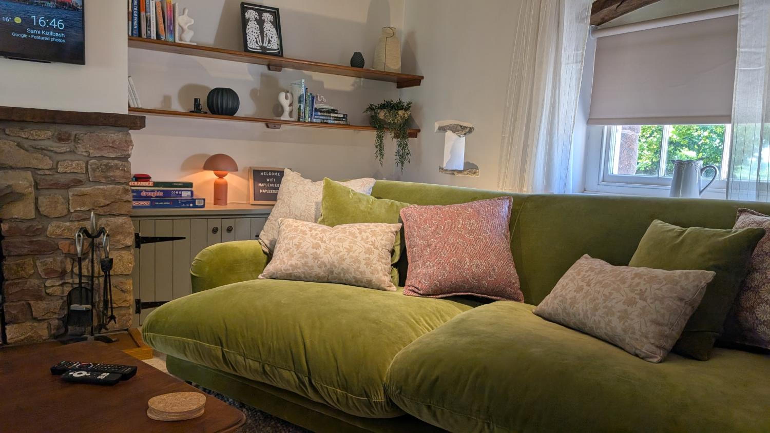 Maple Cottage, Stylish Holiday Home for 6 Near the Lake District