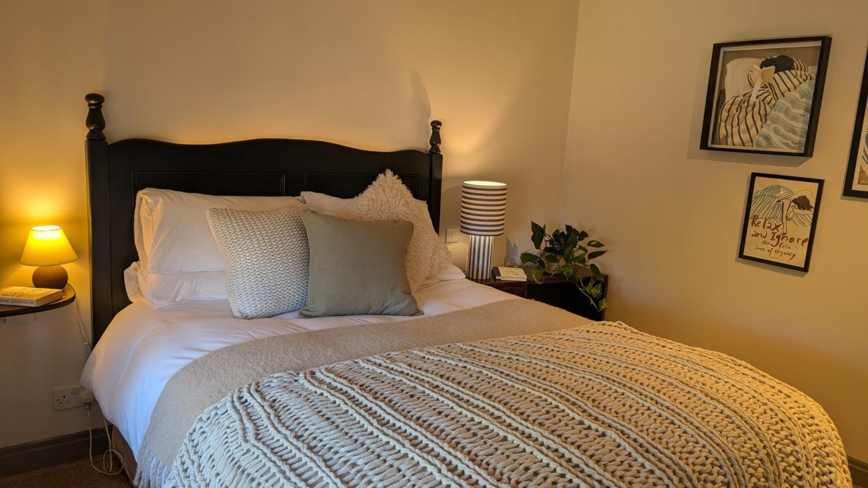Maple Cottage, Stylish Holiday Home for 6 Near the Lake District