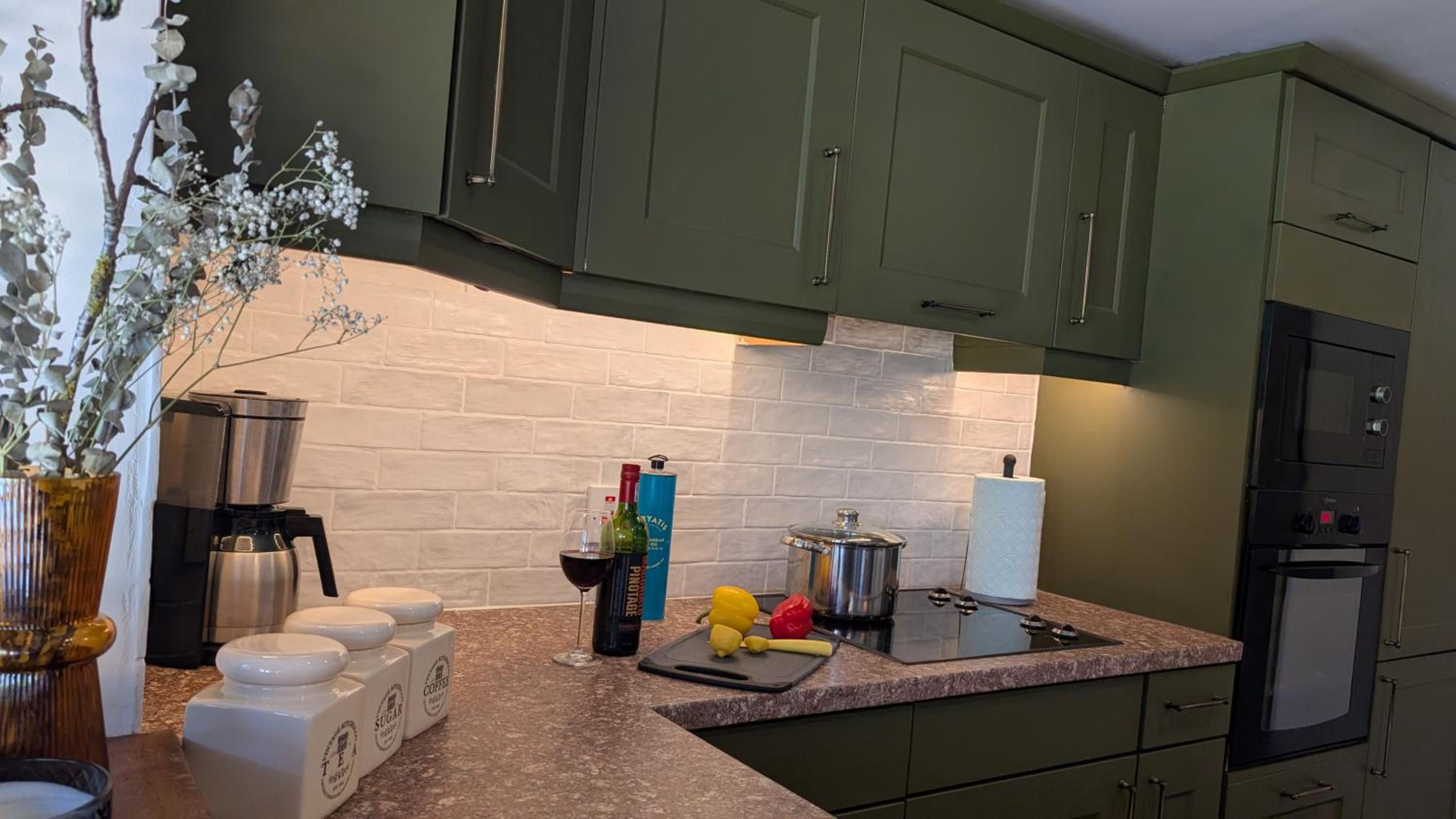 Maple Cottage, Stylish Holiday Home for 6 Near the Lake District
