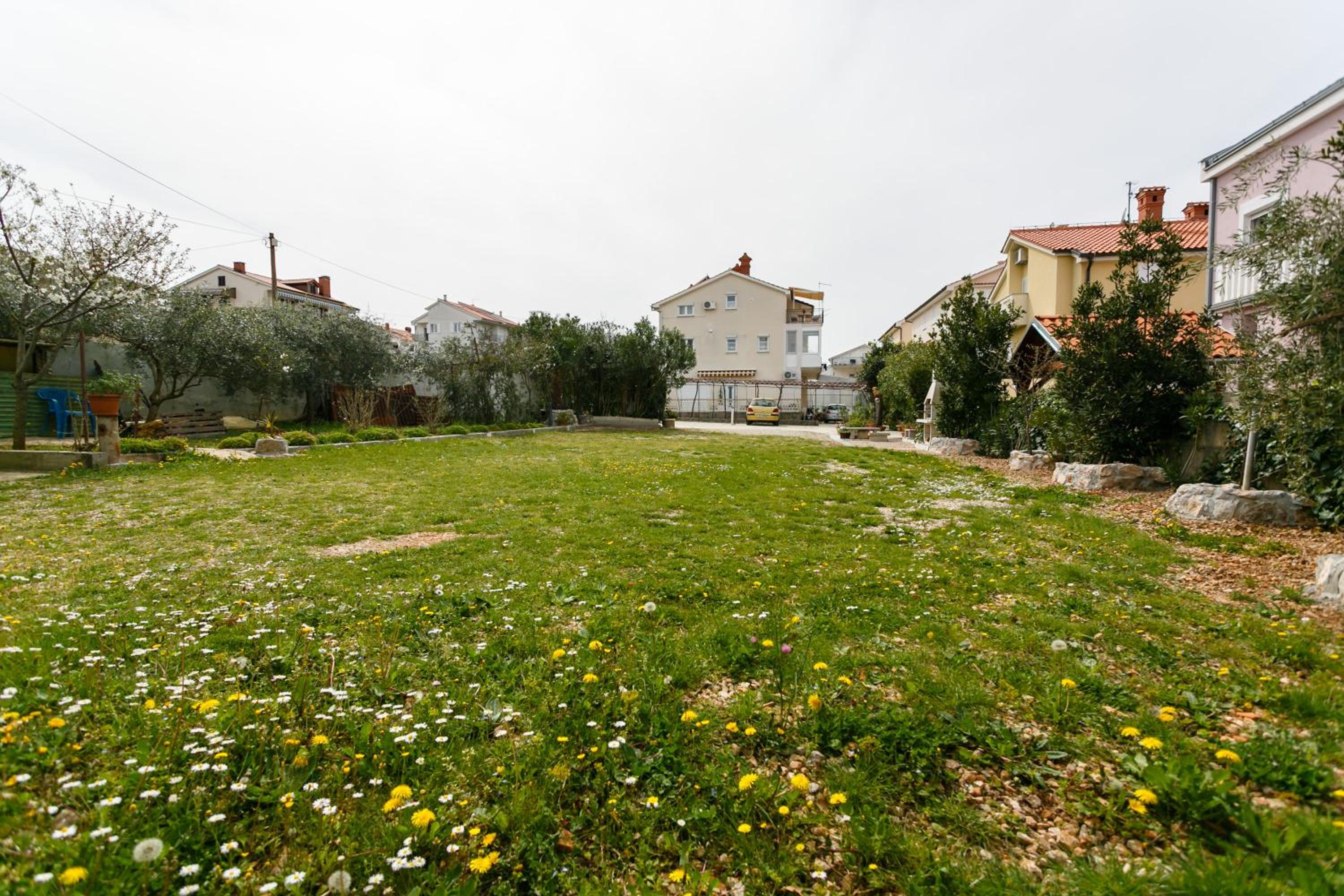 Photo 37