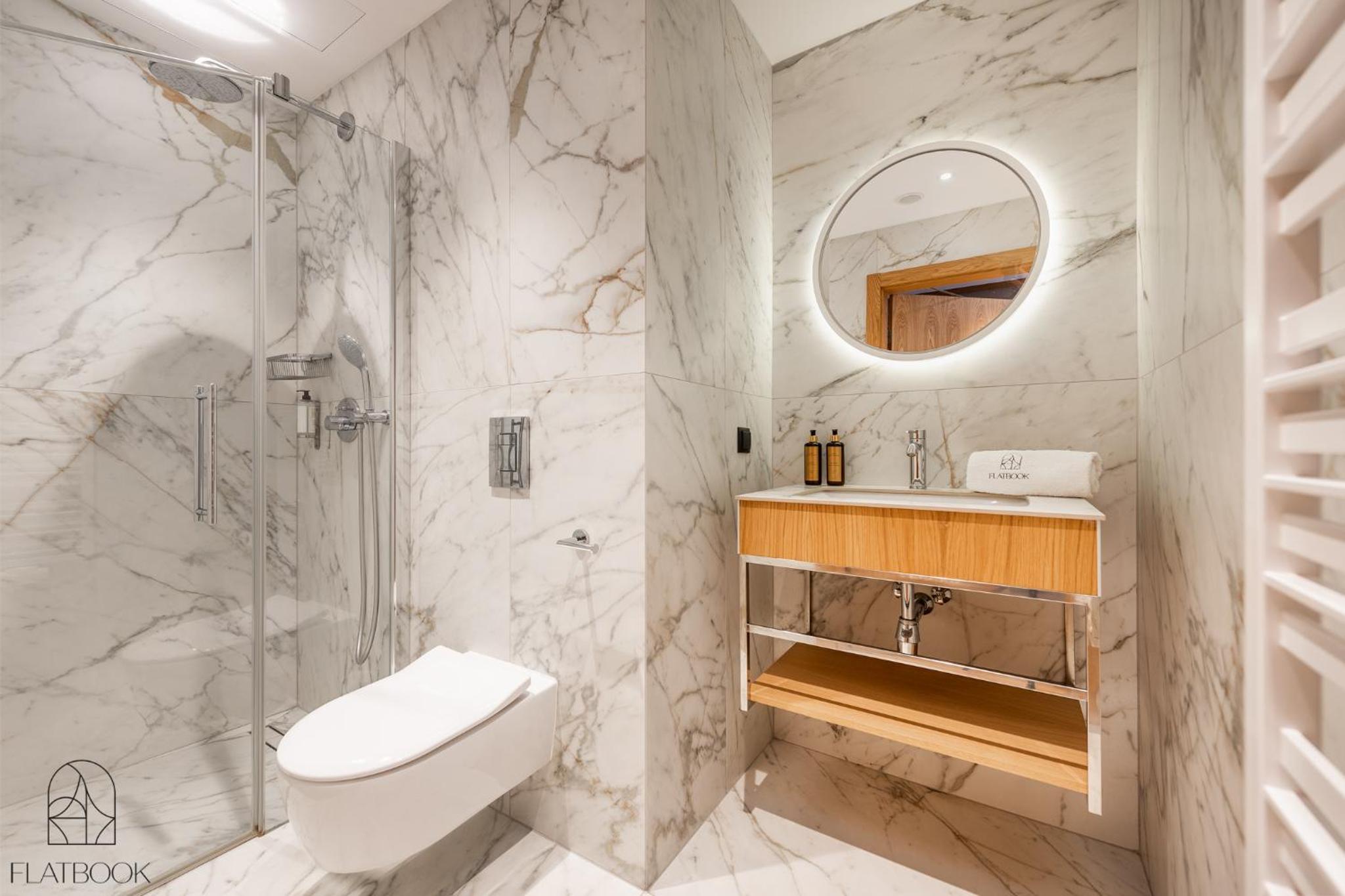 Flatbook - City Center Apartments Deo Plaza Studio