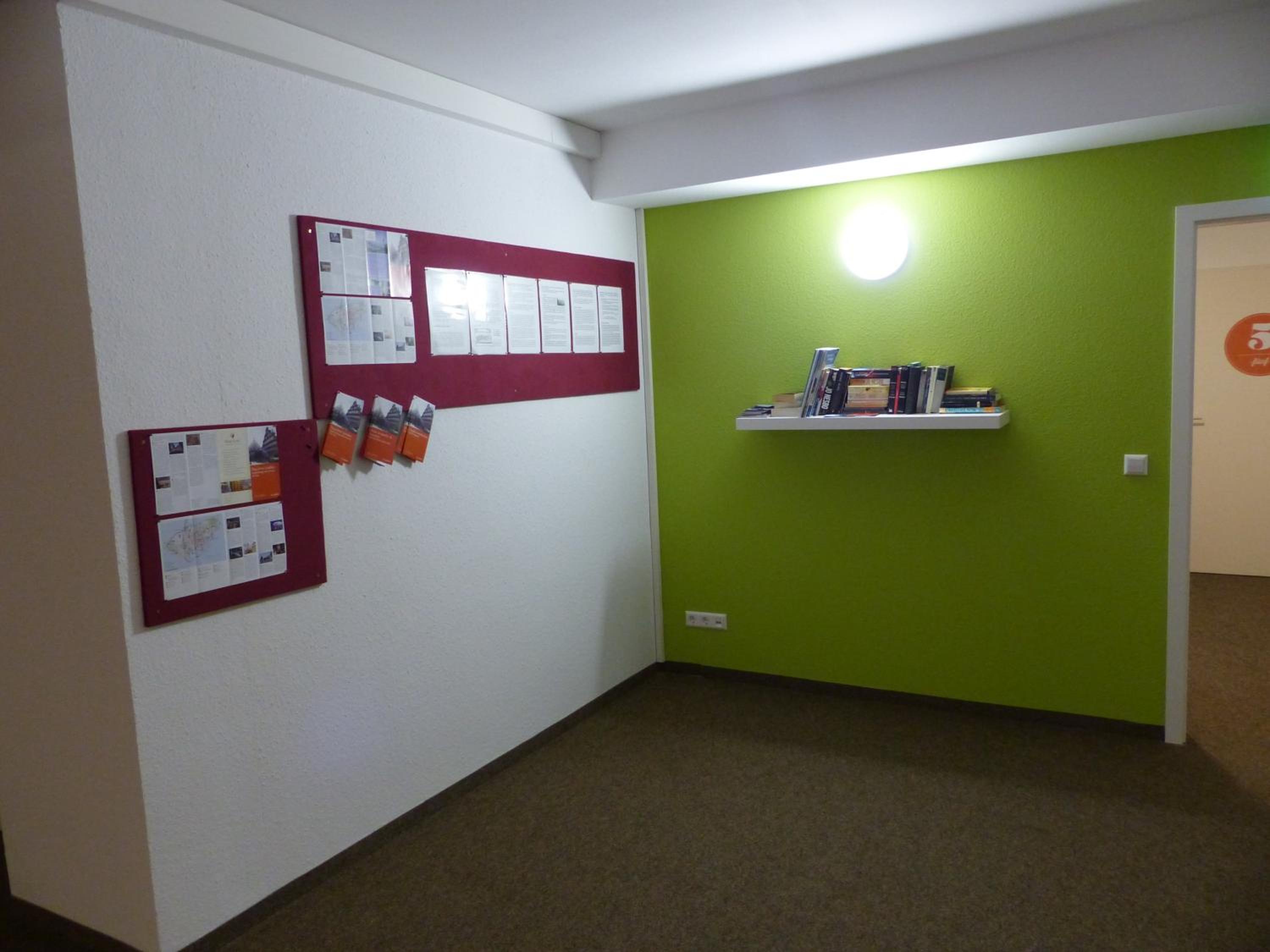 Photo 16
