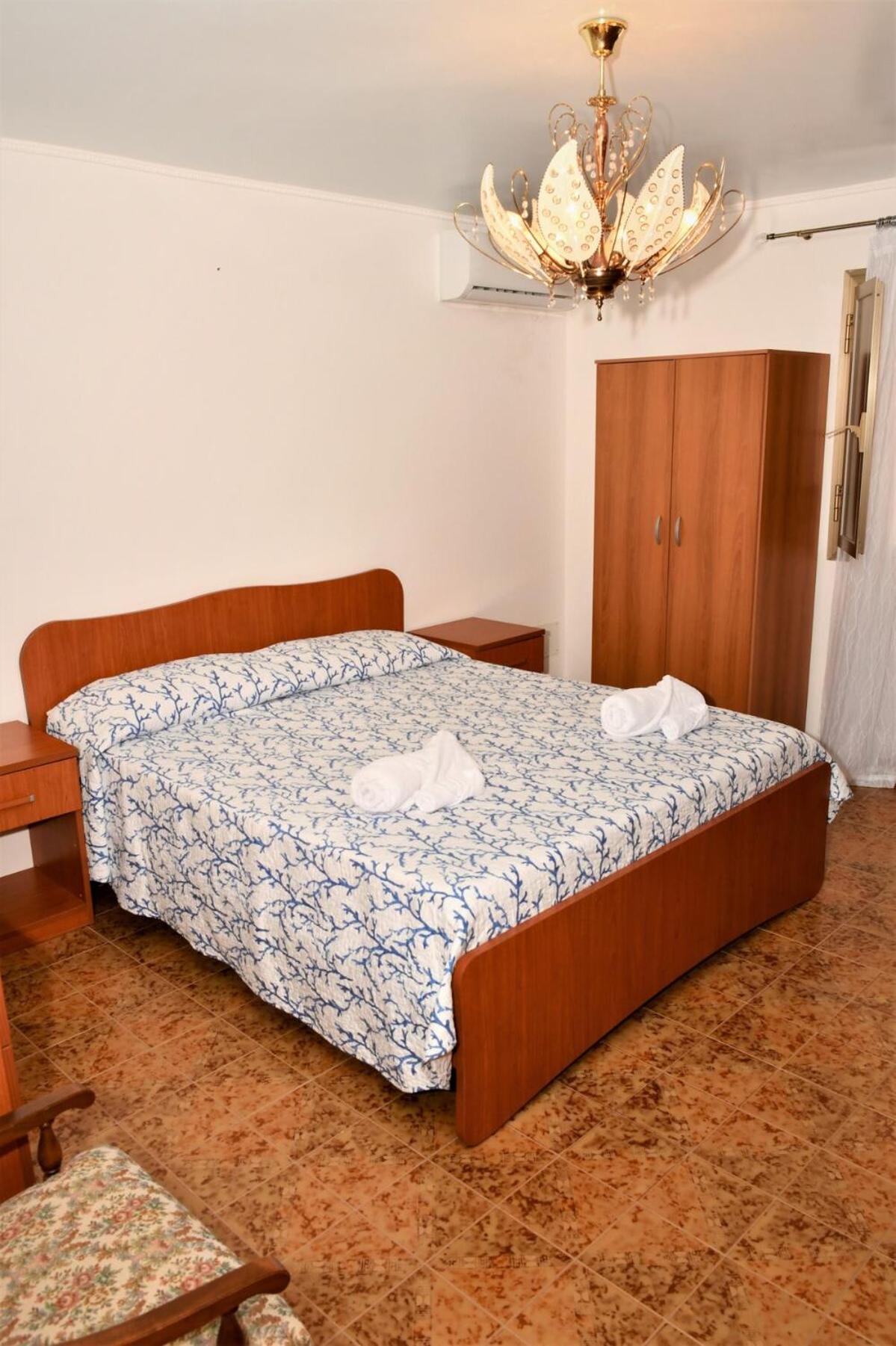 Villa con piscina in Santa Maria del Focallo