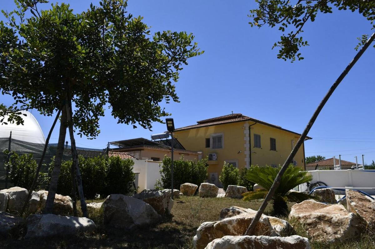 Villa con piscina in Santa Maria del Focallo