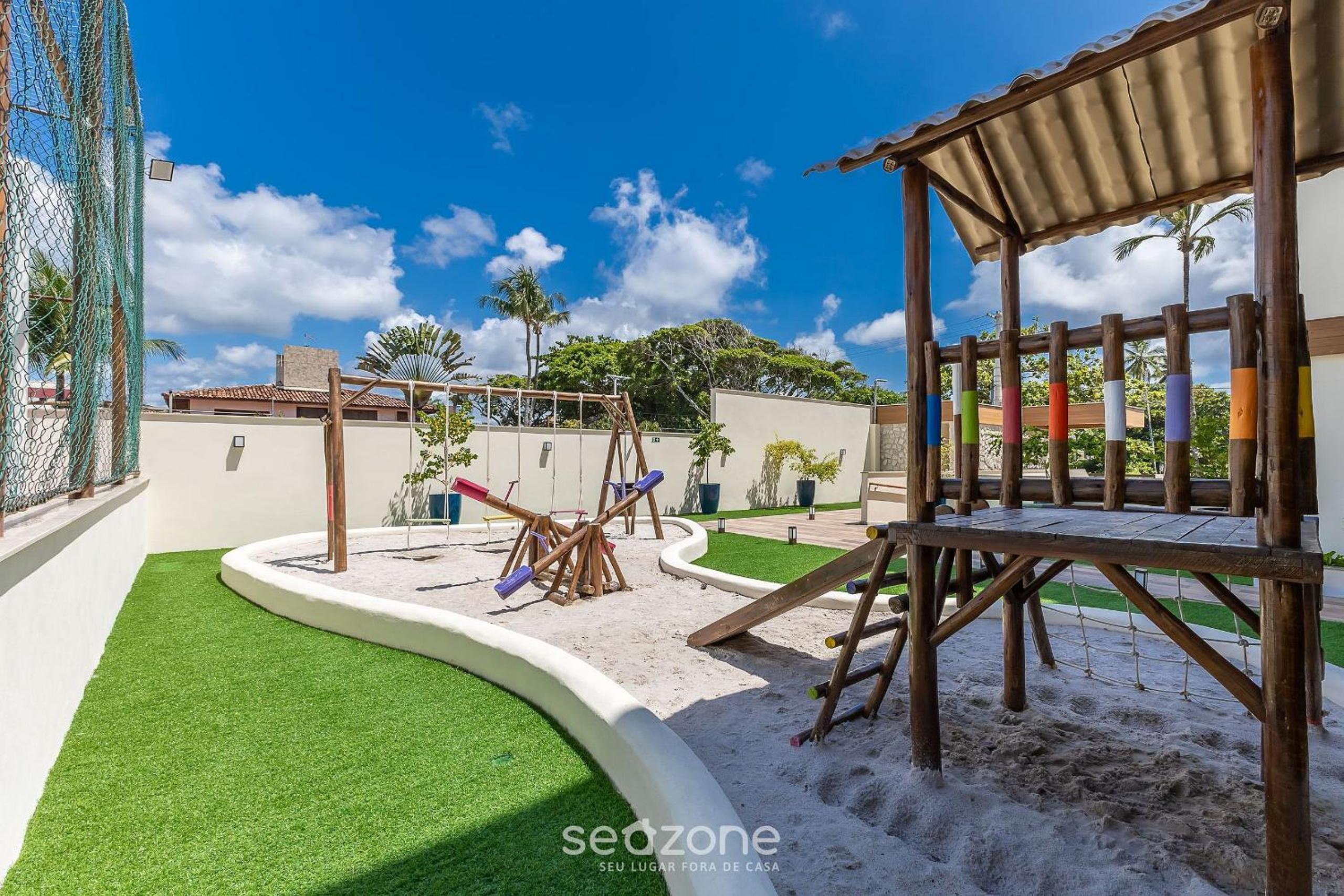 Apartments in a condo with pool on the beachfront in Ilhéus – PET