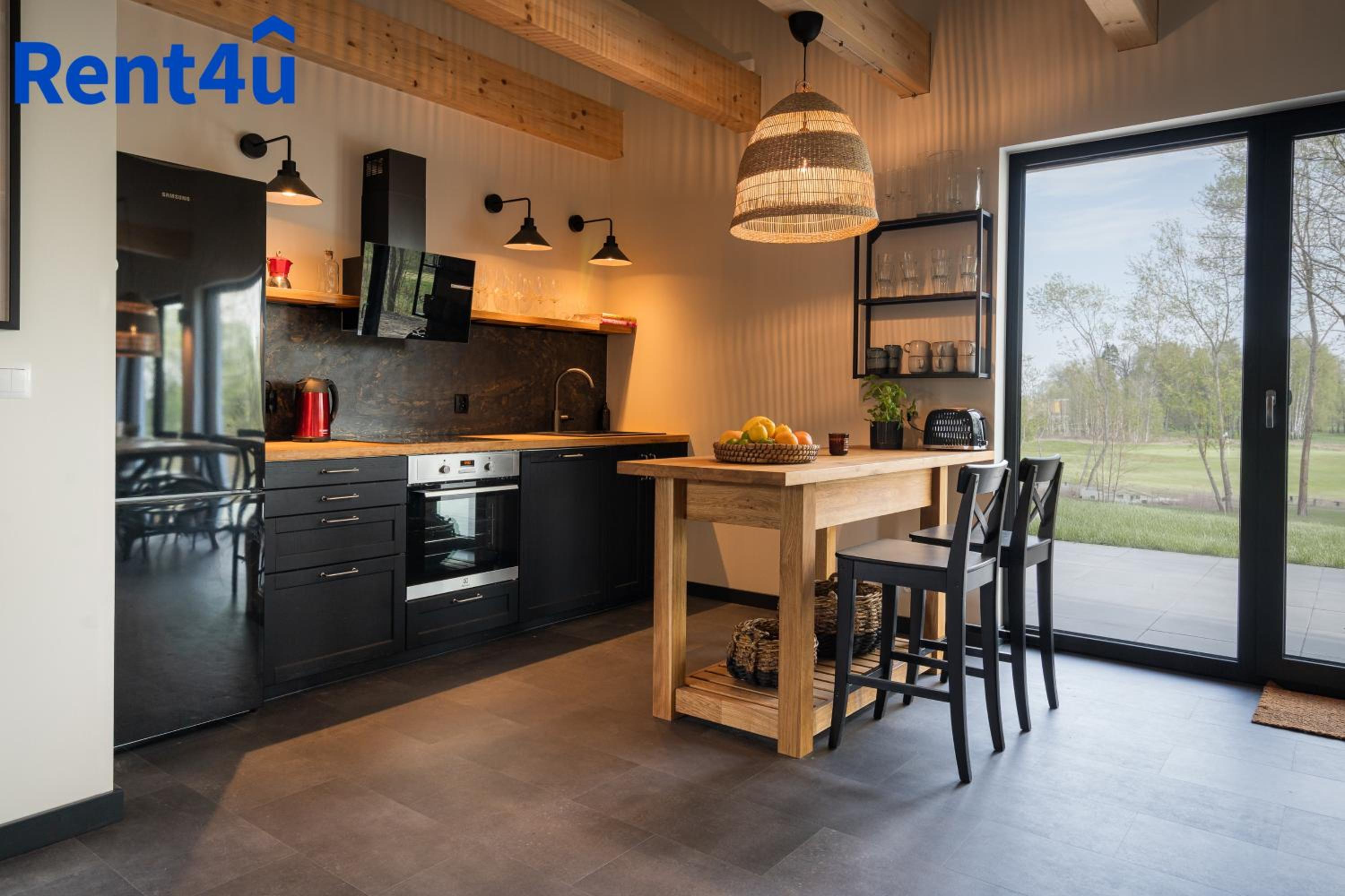 Fairway House by Rent4You