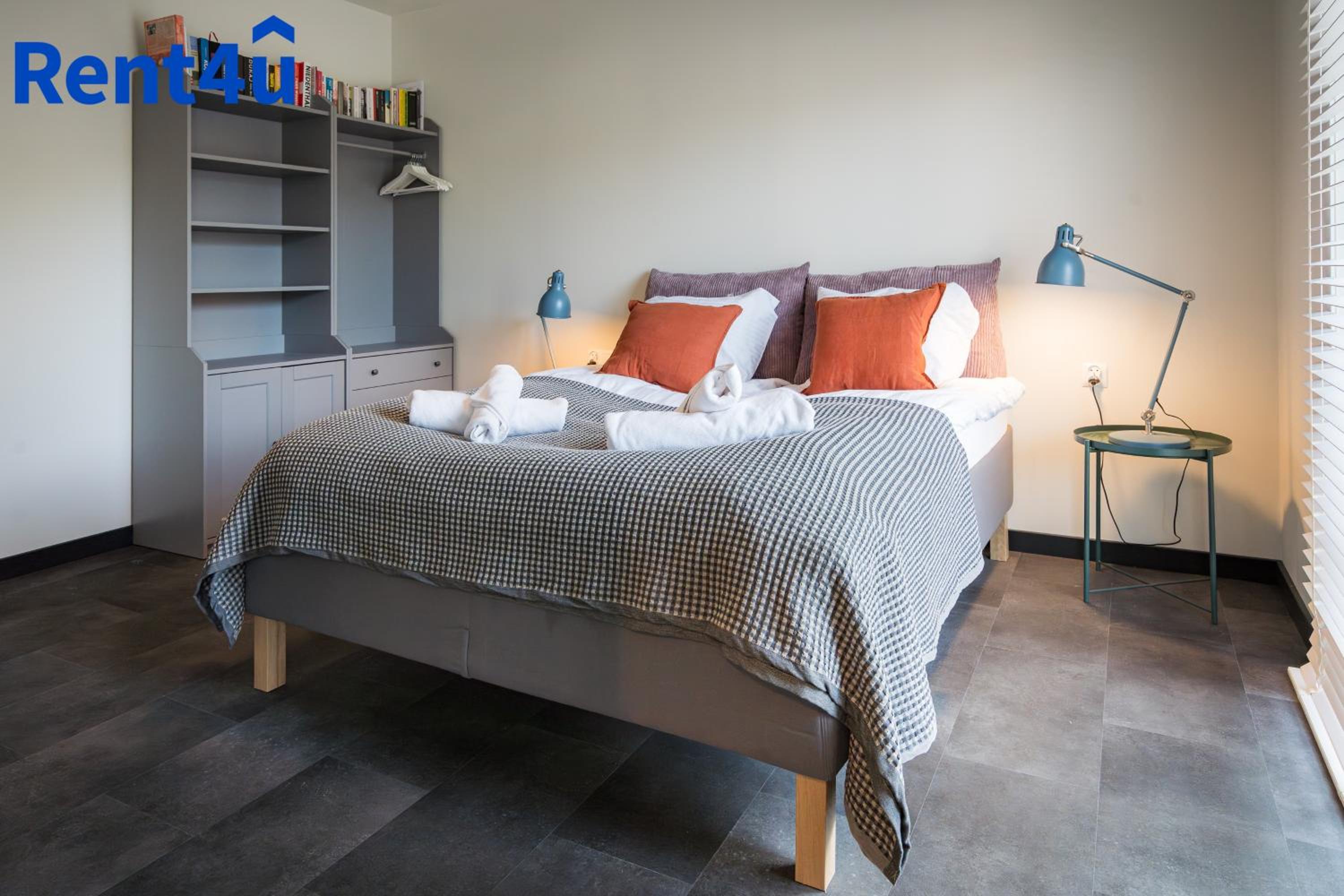 Fairway House by Rent4You
