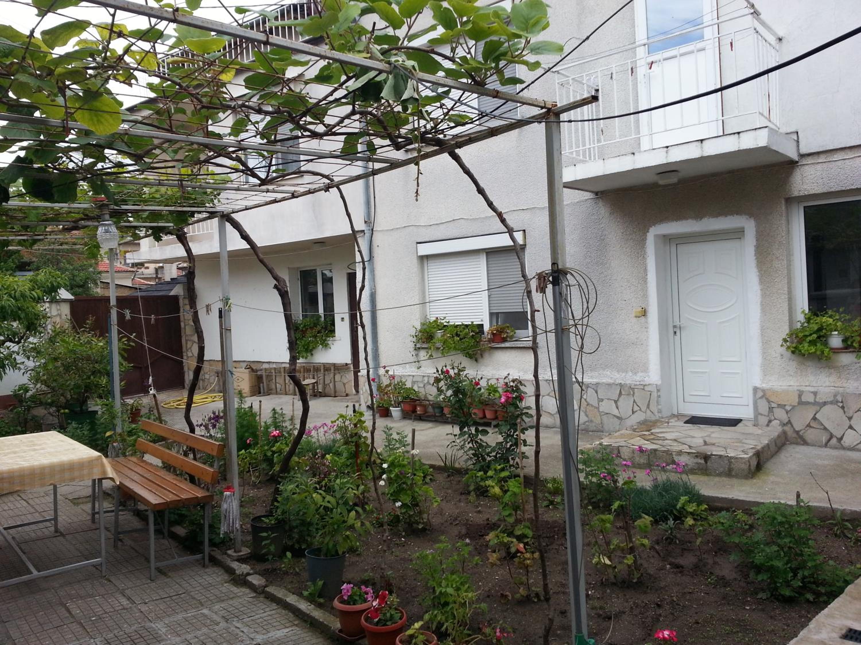 Guest House "Dimova" view 5