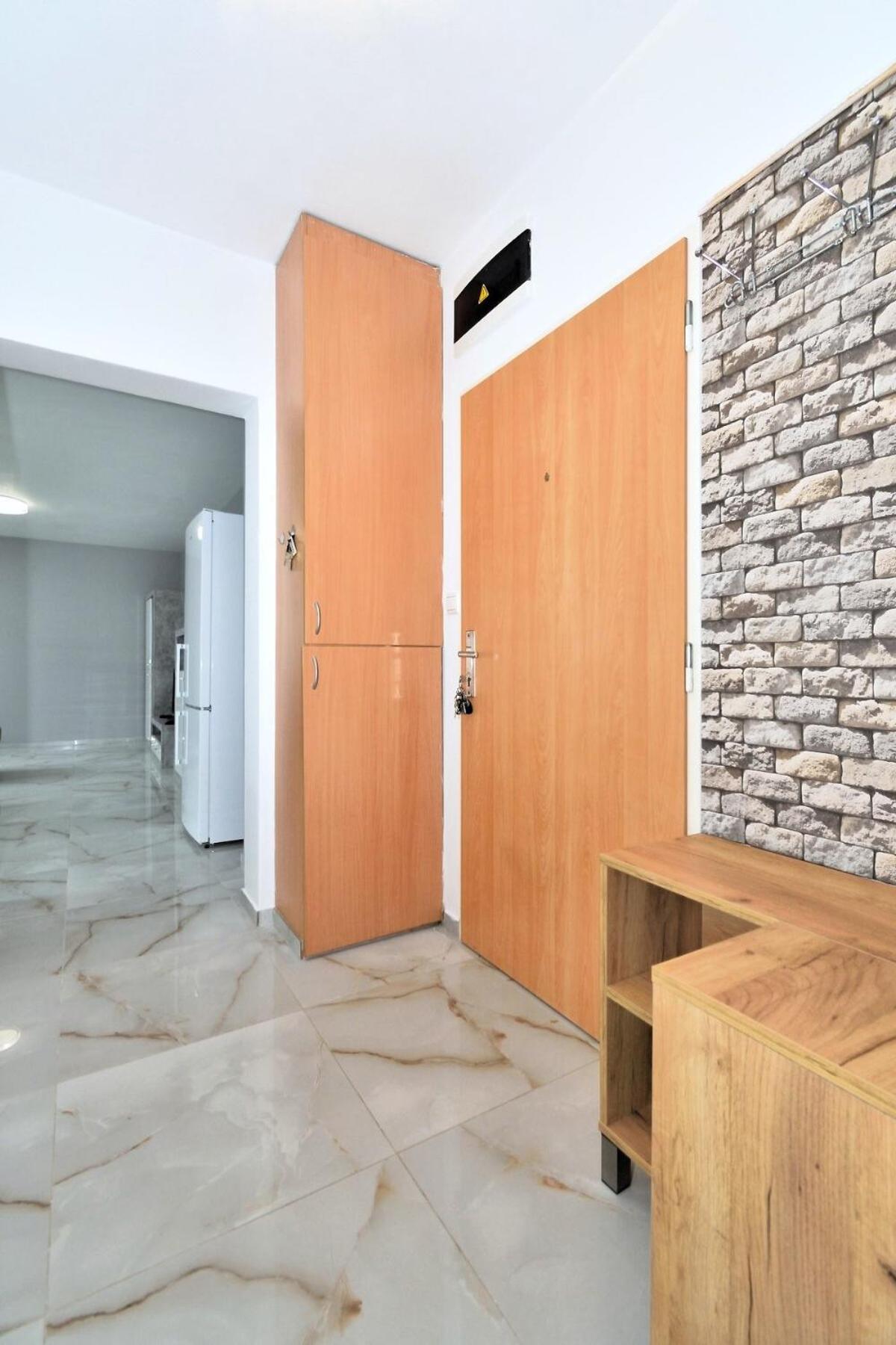 Emerald Marble Serenity Apartment