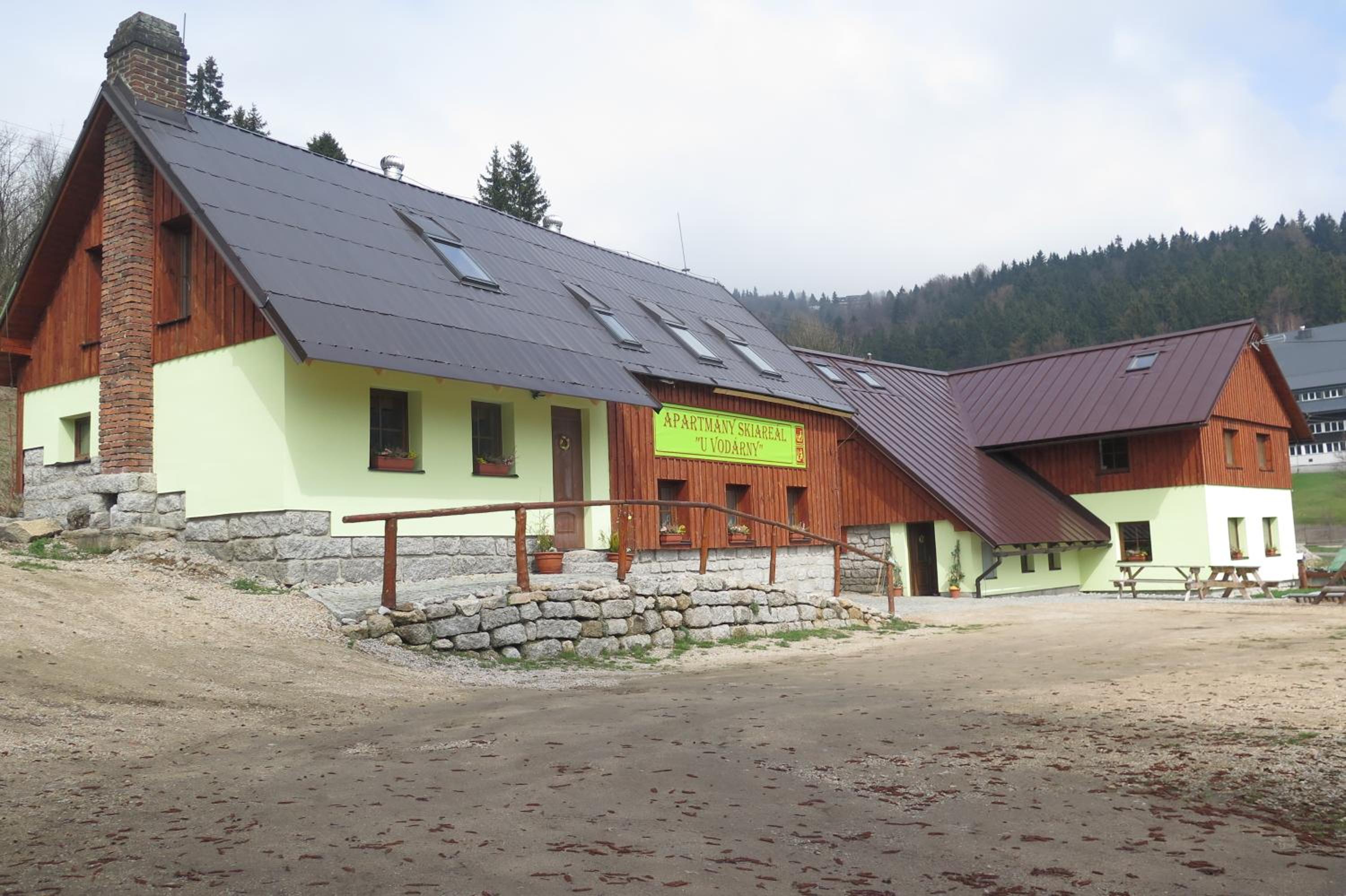 Apartmány skiareál U Vodárny Bedřichov