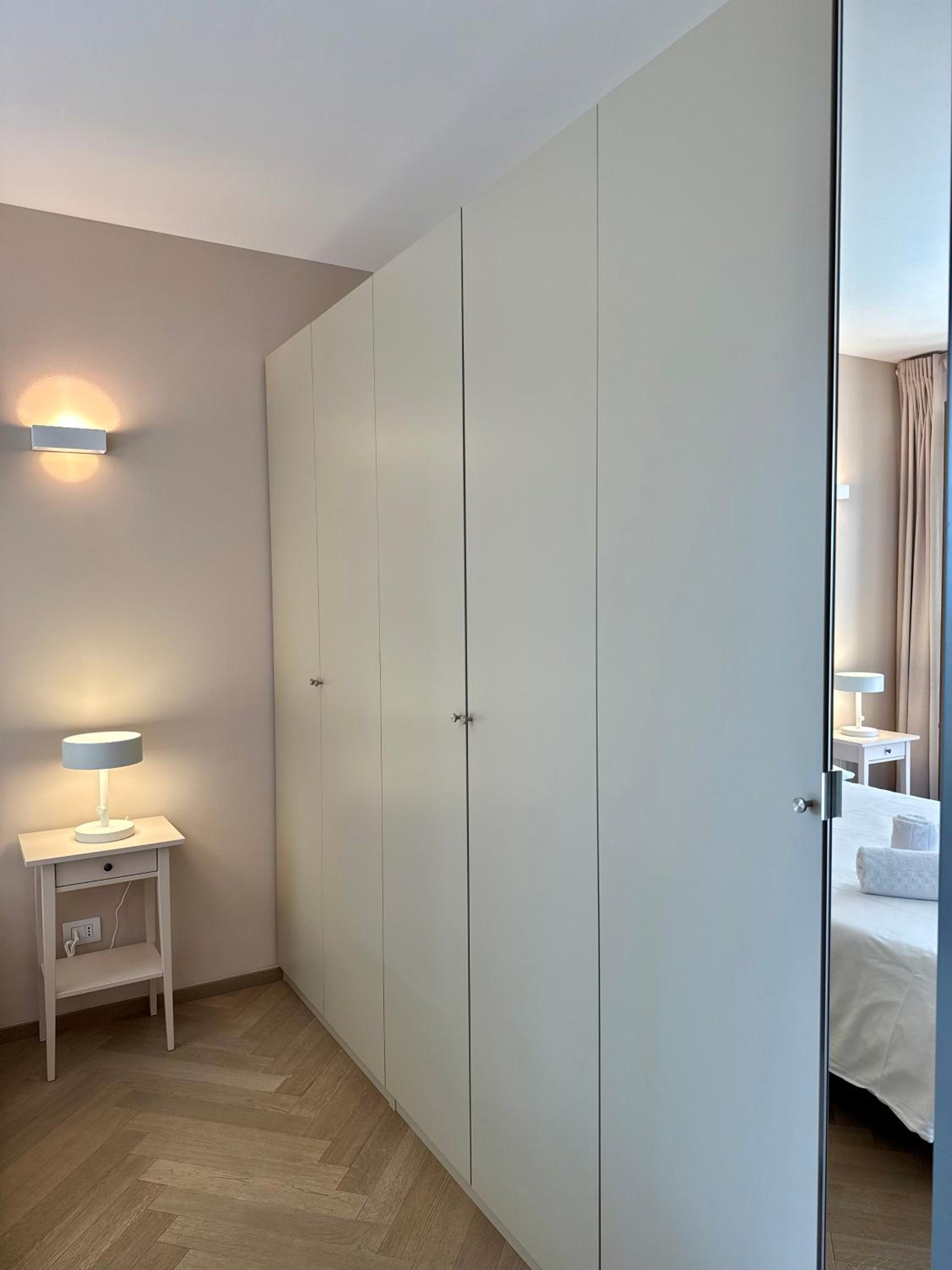 LURO Deluxe Apartments - City Life Nest