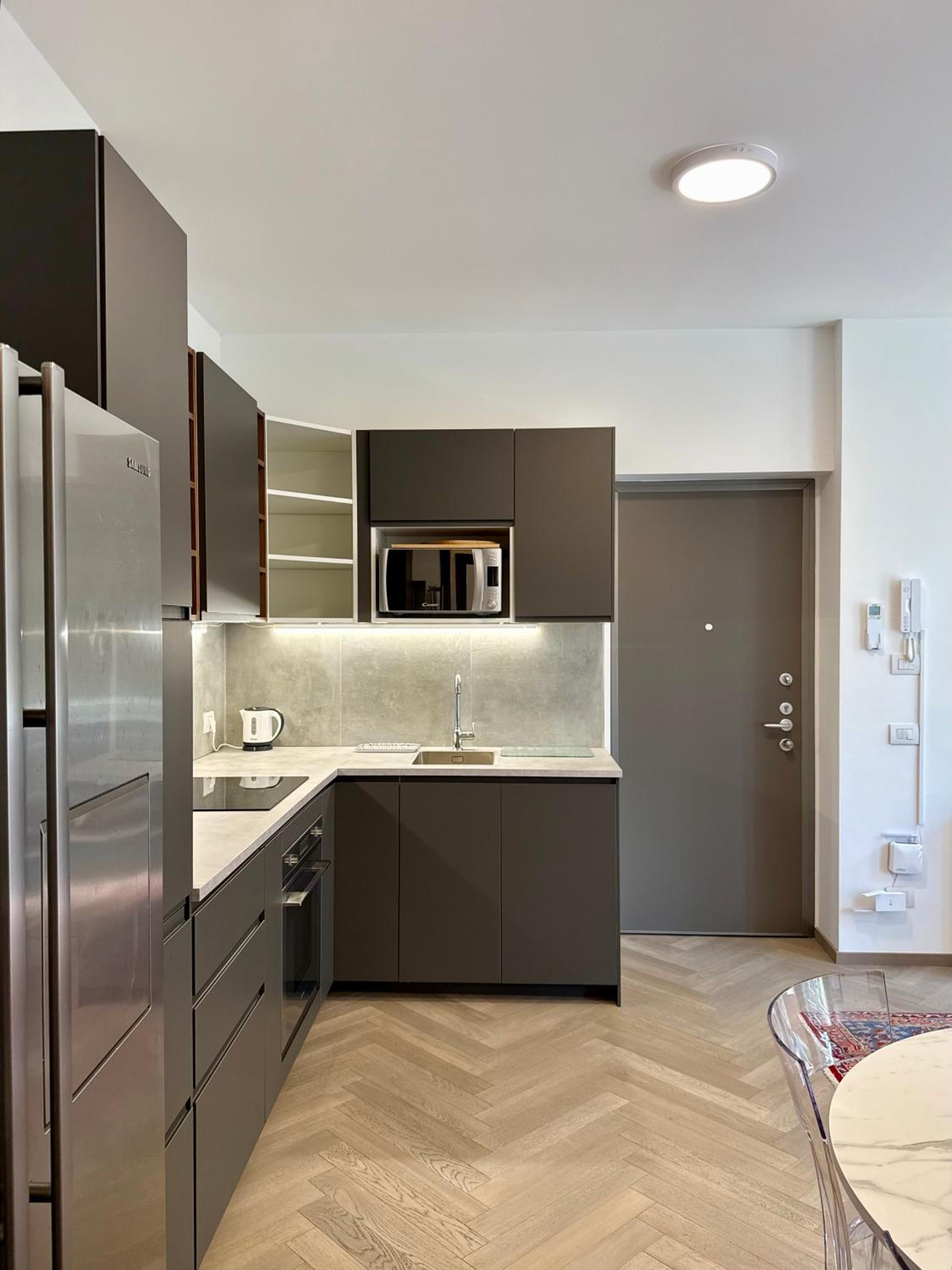LURO Deluxe Apartments - City Life Nest