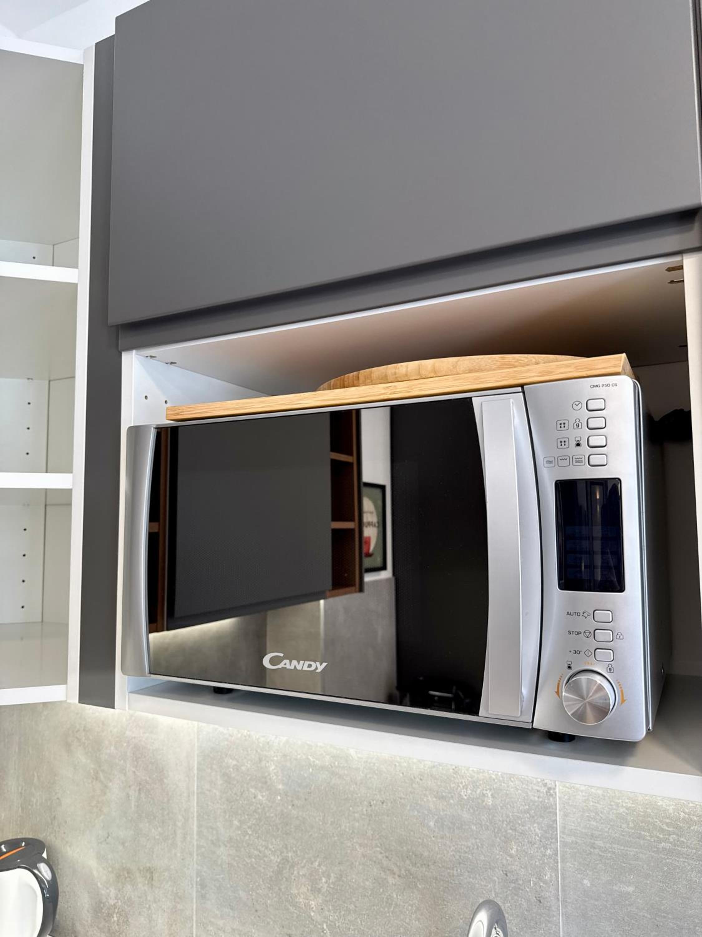 LURO Deluxe Apartments - City Life Nest