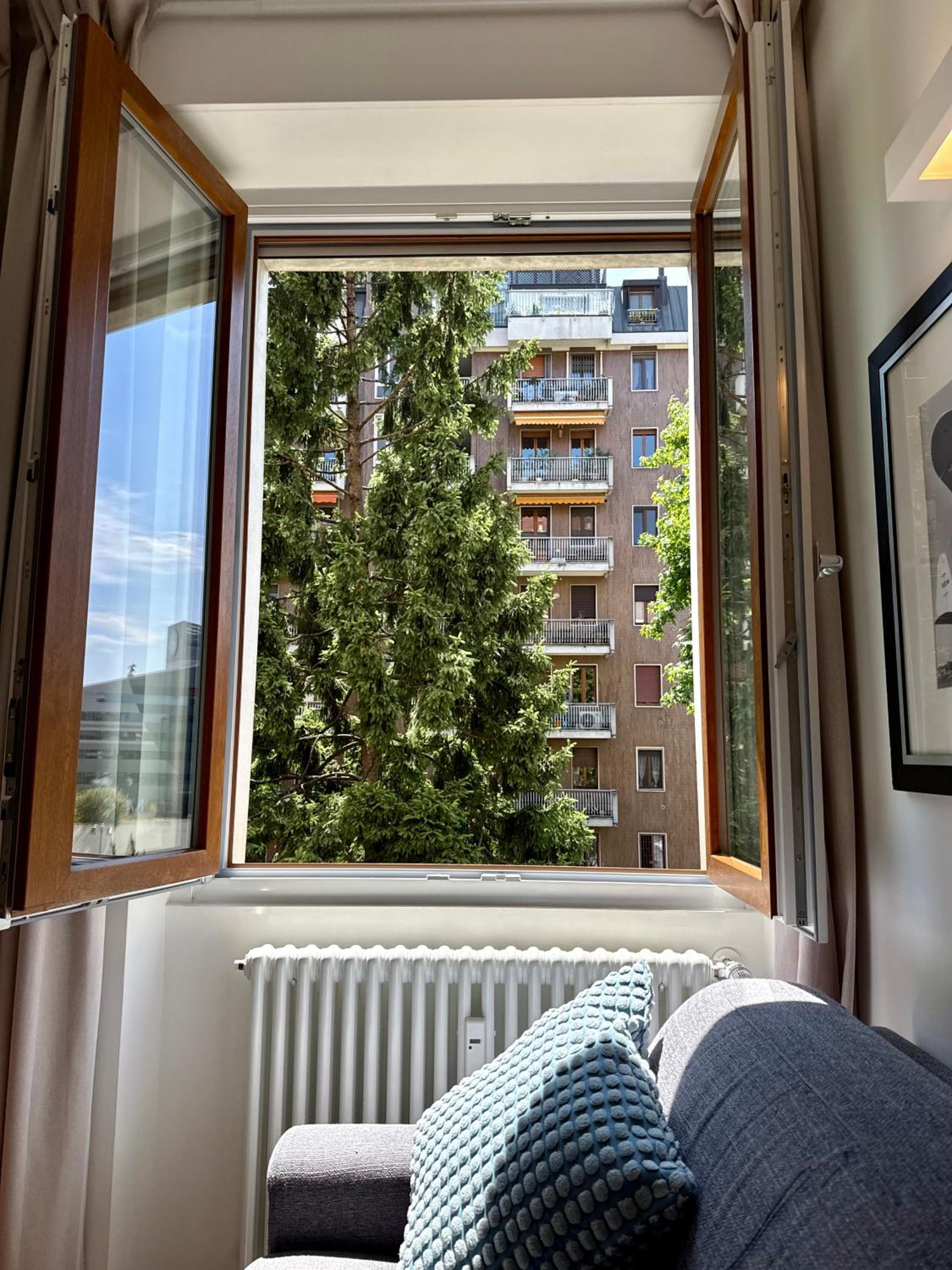 LURO Deluxe Apartments - City Life Nest