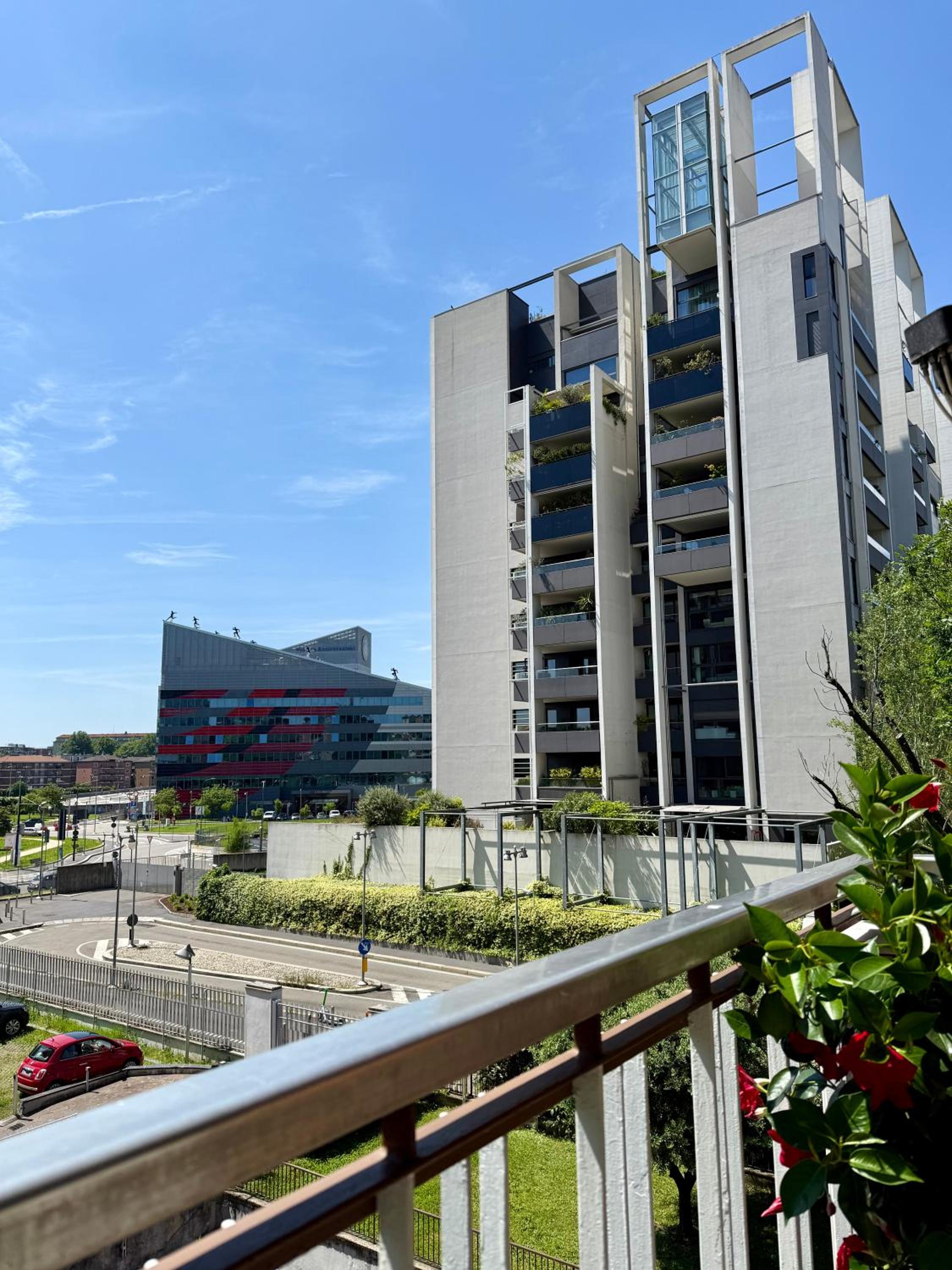 LURO Deluxe Apartments - City Life Nest