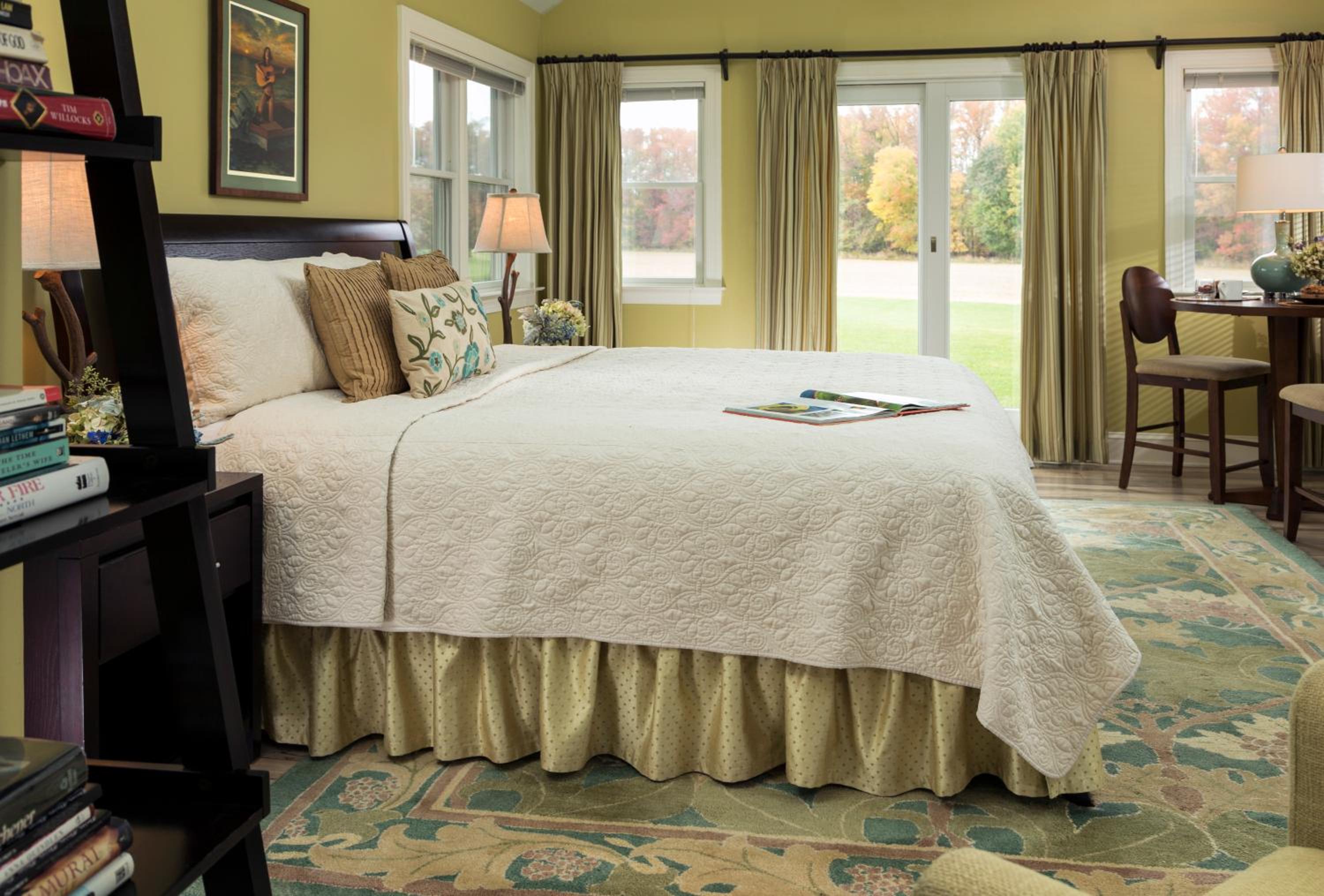 Inn at Huntingfield Creek