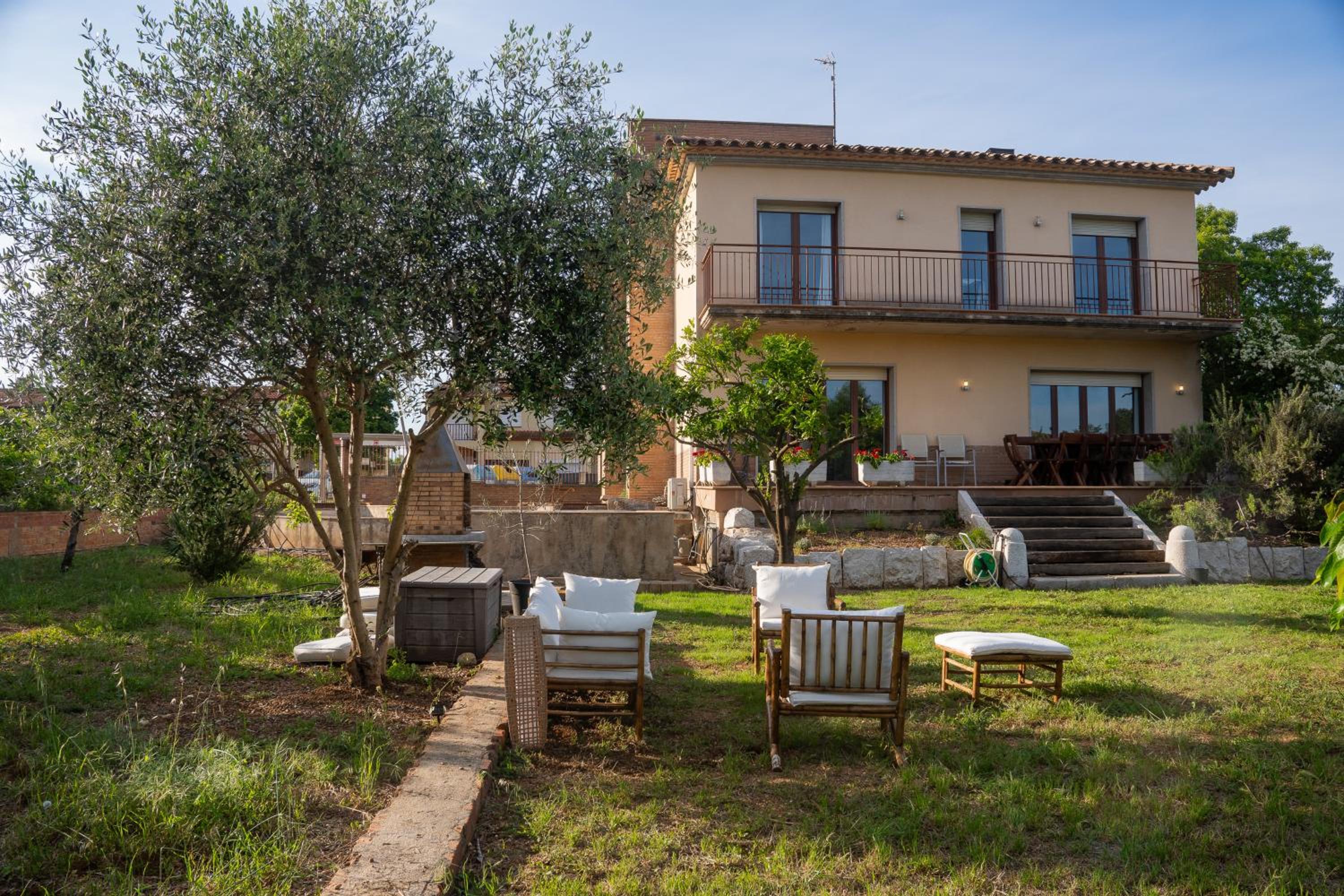 L'Ametller, casa Empordà, jardí, barbacoa, vistes