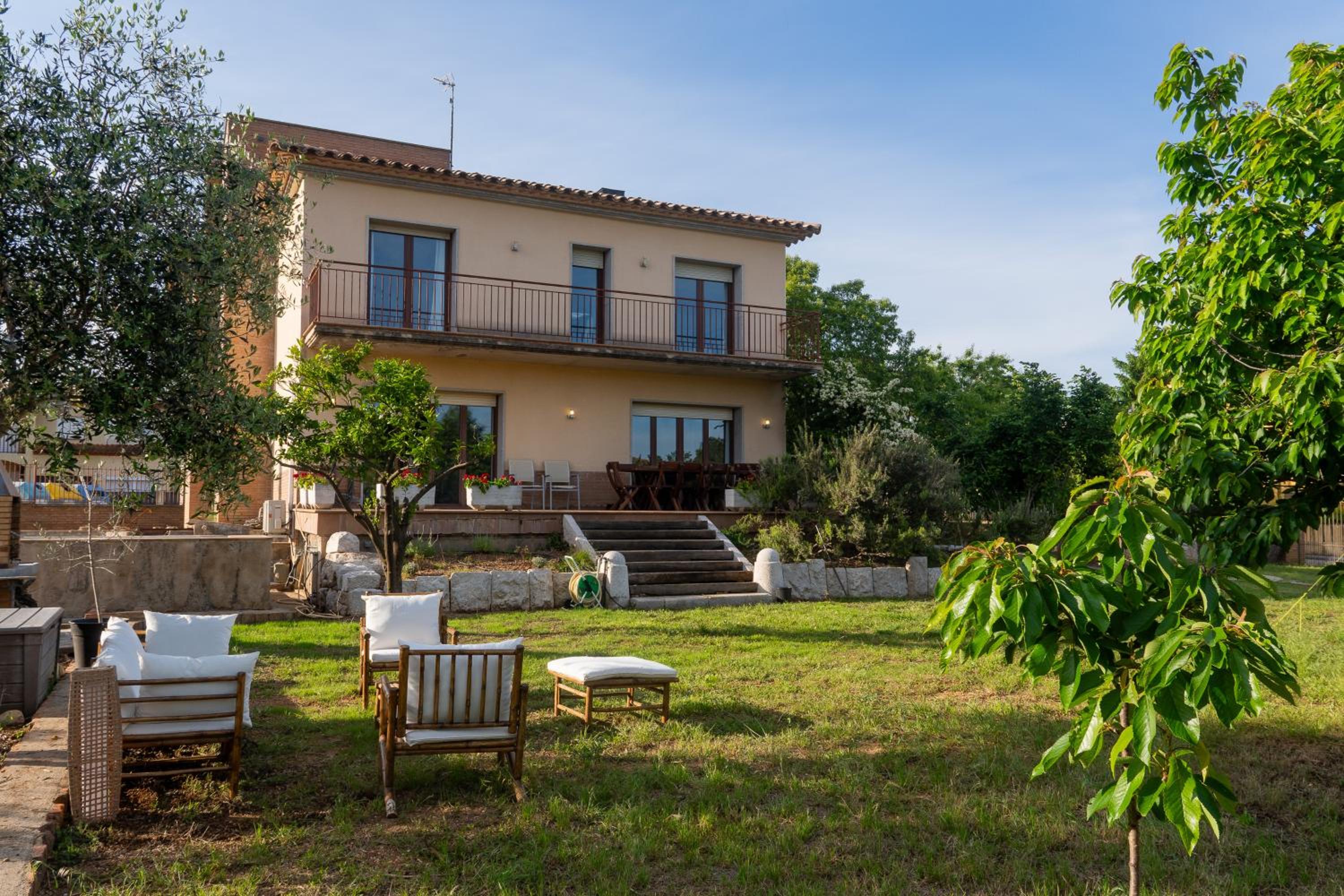 L'Ametller, casa Empordà, jardí, barbacoa, vistes