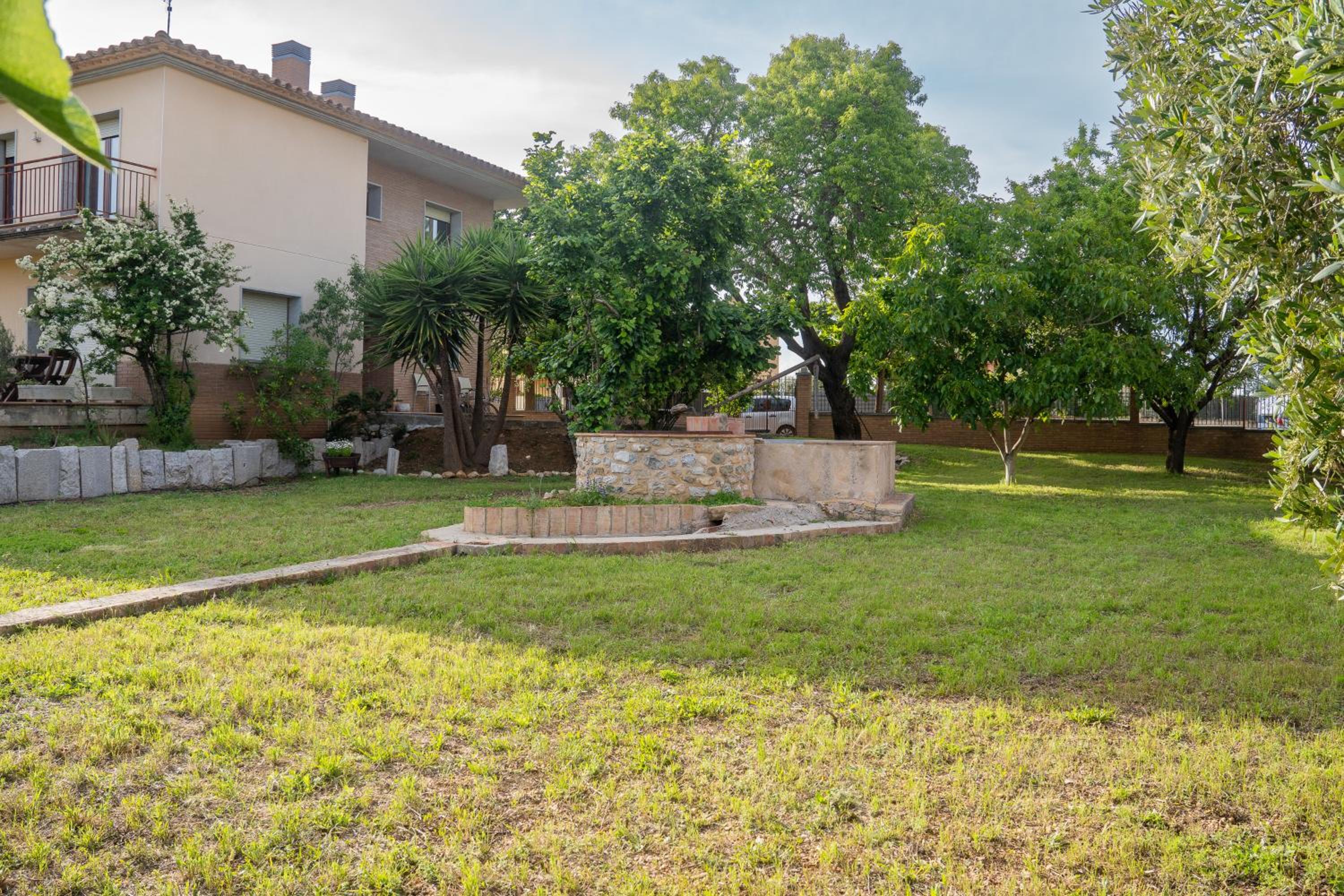 L'Ametller, casa Empordà, jardí, barbacoa, vistes