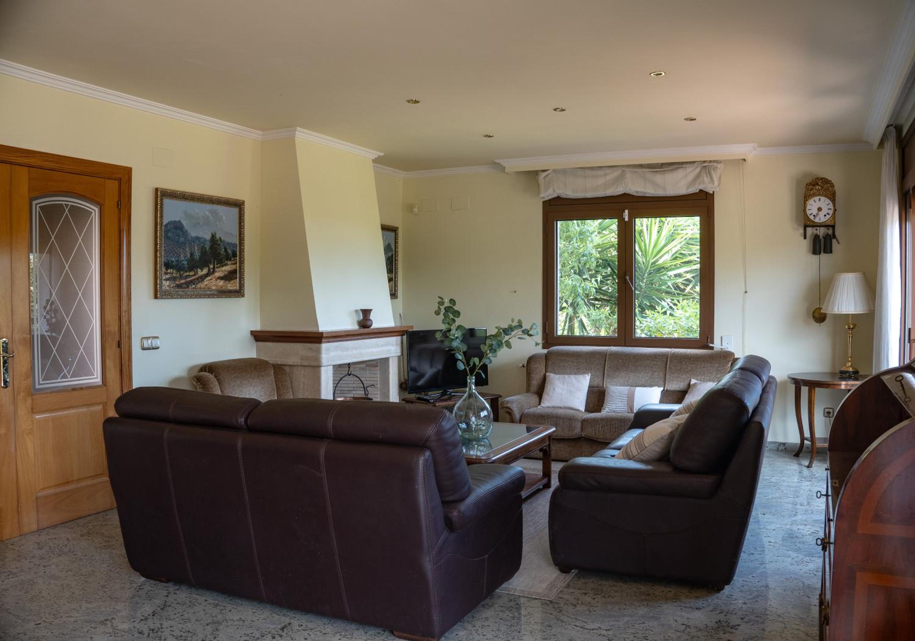 L'Ametller, casa Empordà, jardí, barbacoa, vistes