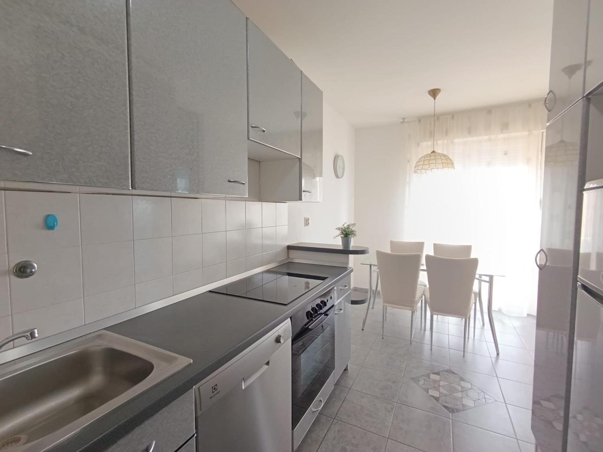 Apartment Azure Split