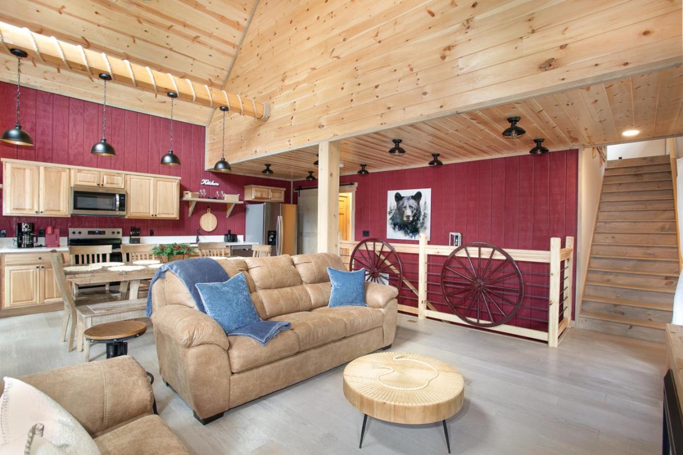 Bearly Dreaming: MTN View, Hot Tub & Game Room!