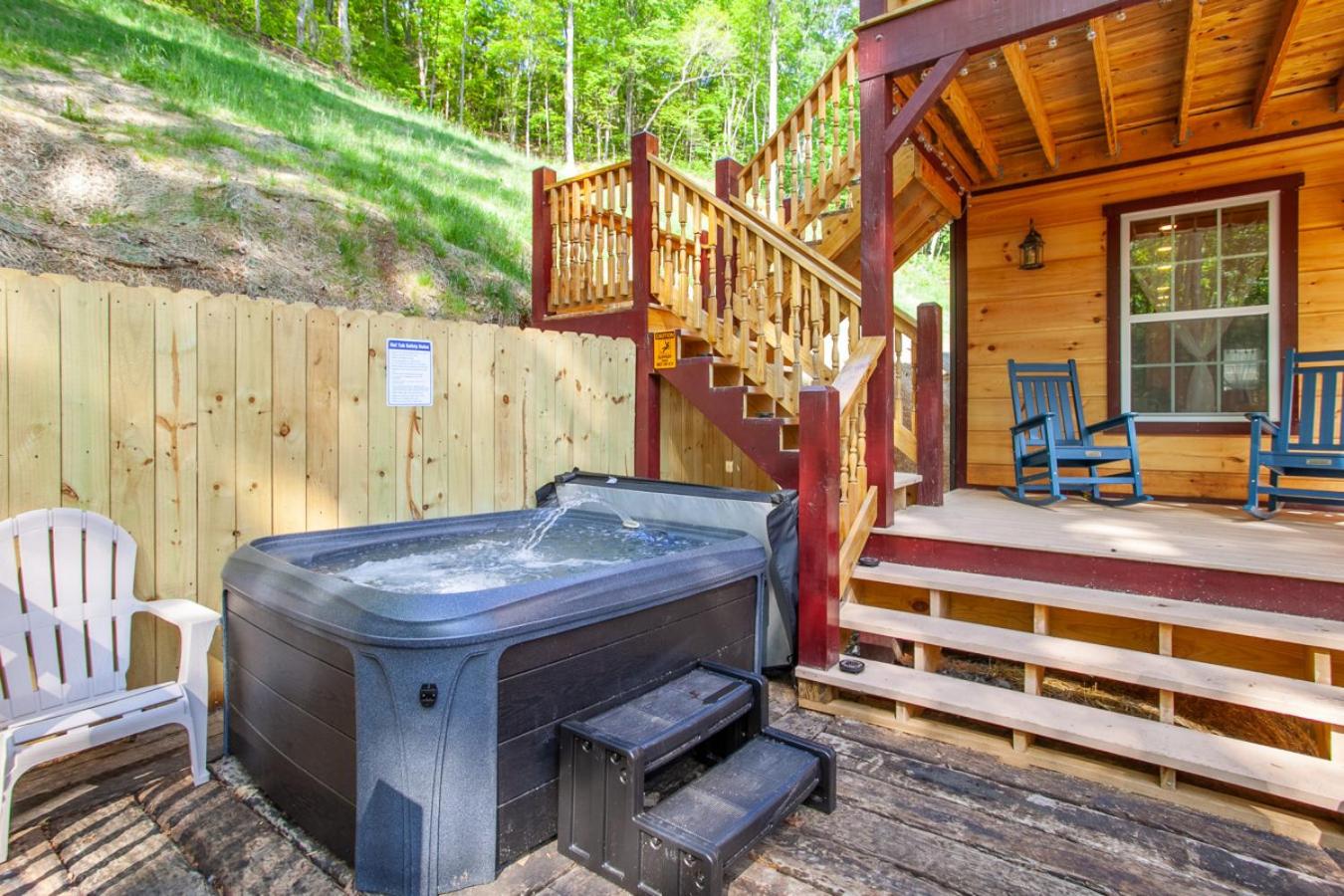 Bearly Dreaming: MTN View, Hot Tub & Game Room!