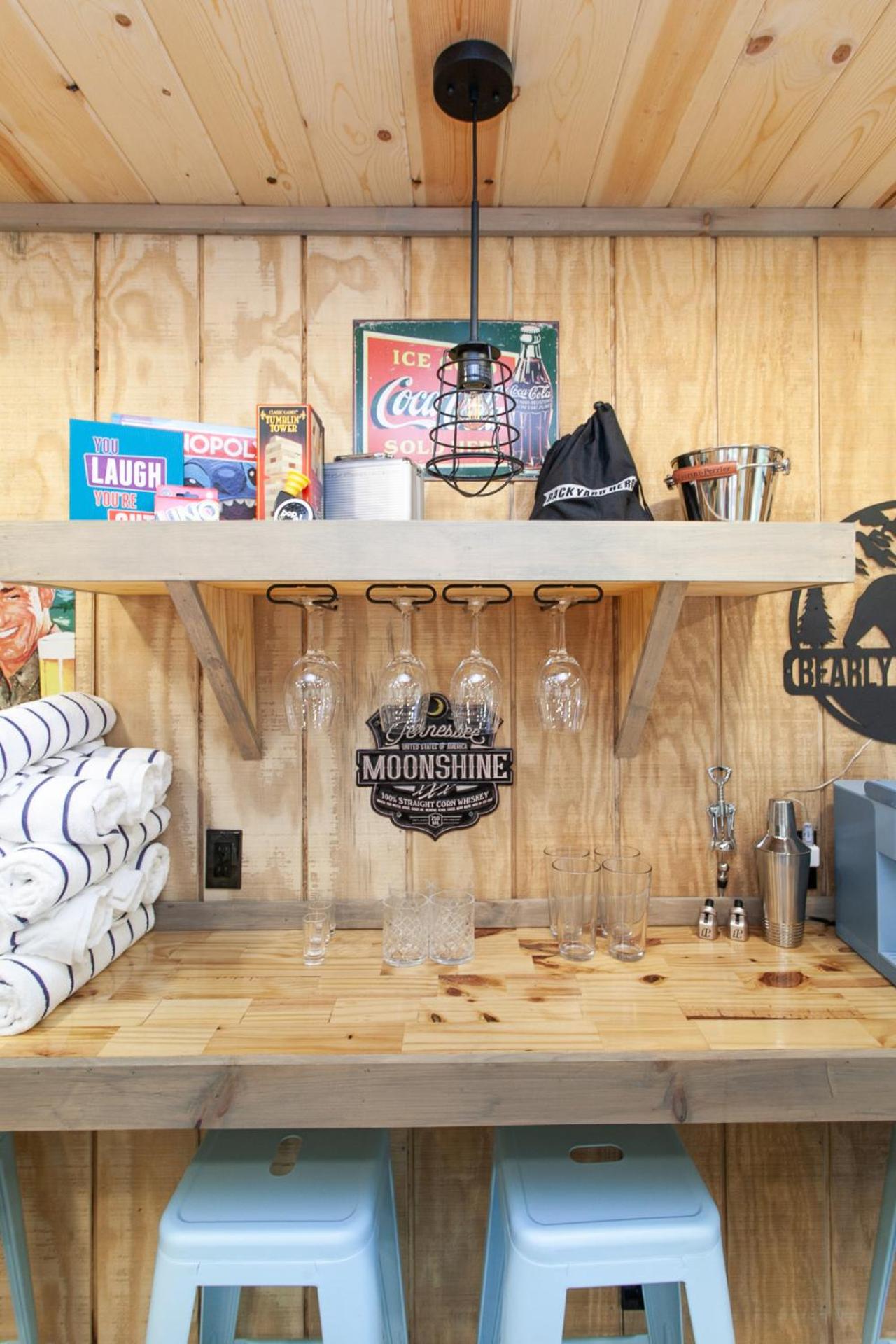 Bearly Dreaming: MTN View, Hot Tub & Game Room!