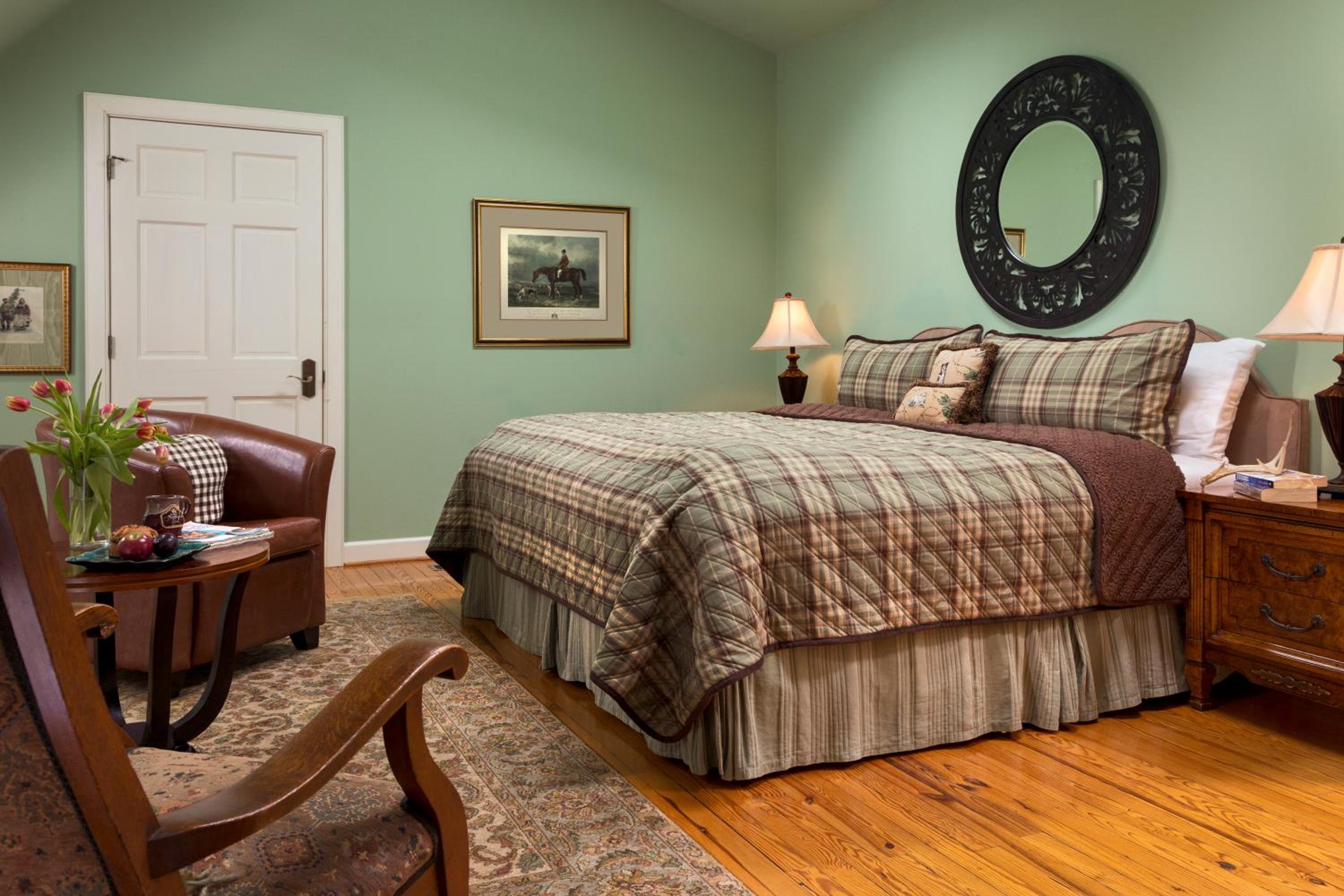 Inn at Huntingfield Creek