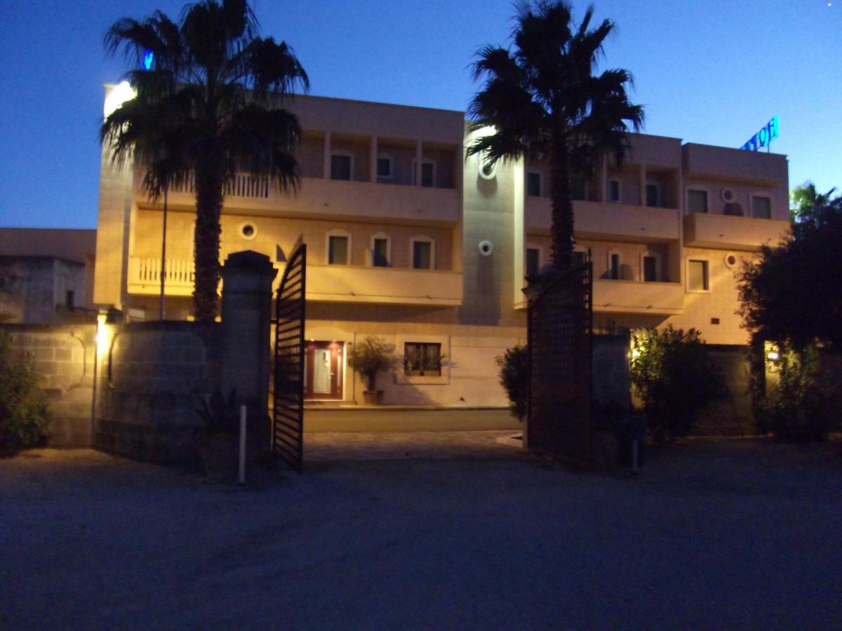 Photo 48