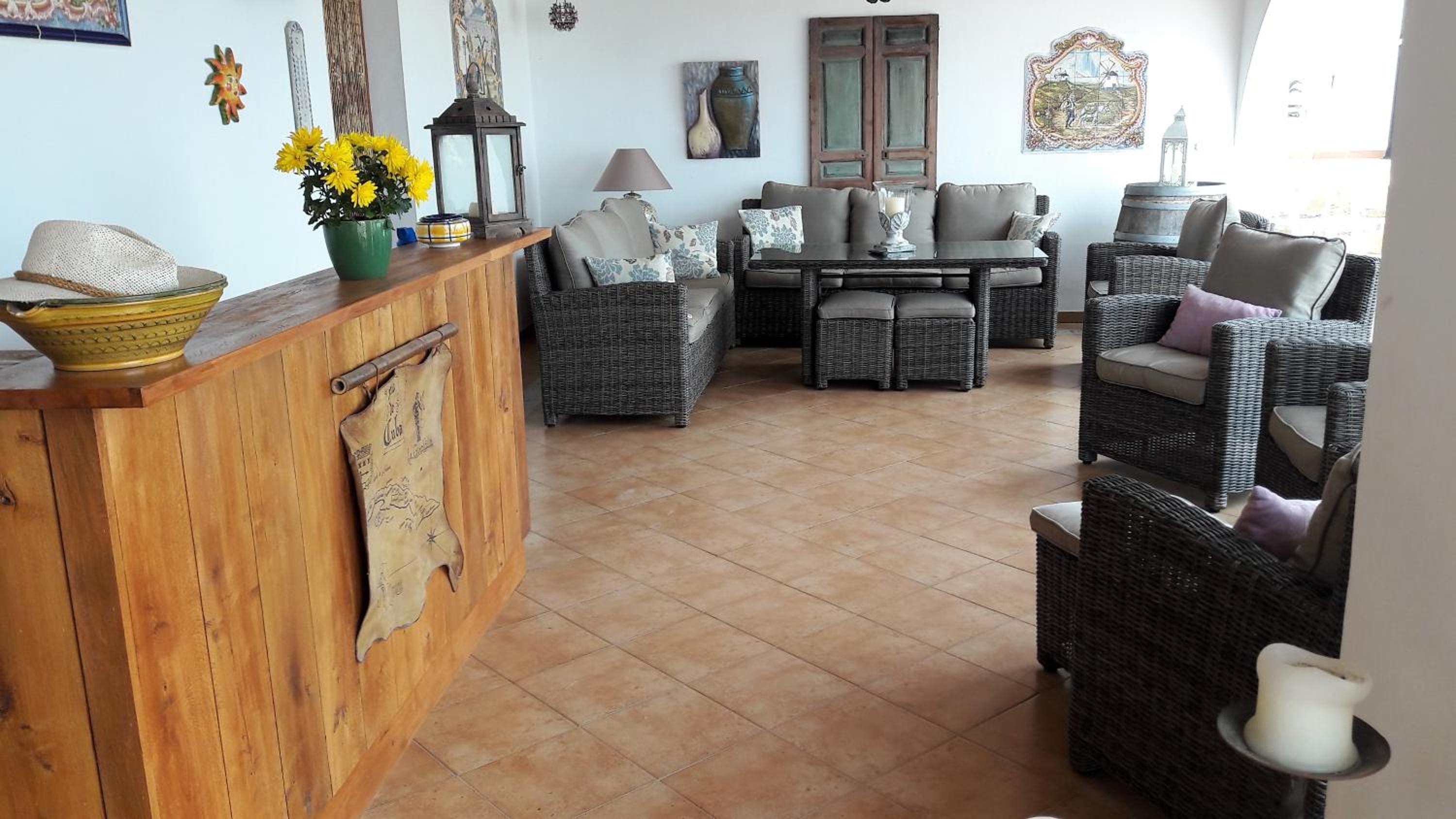 Casa Roble B&B
