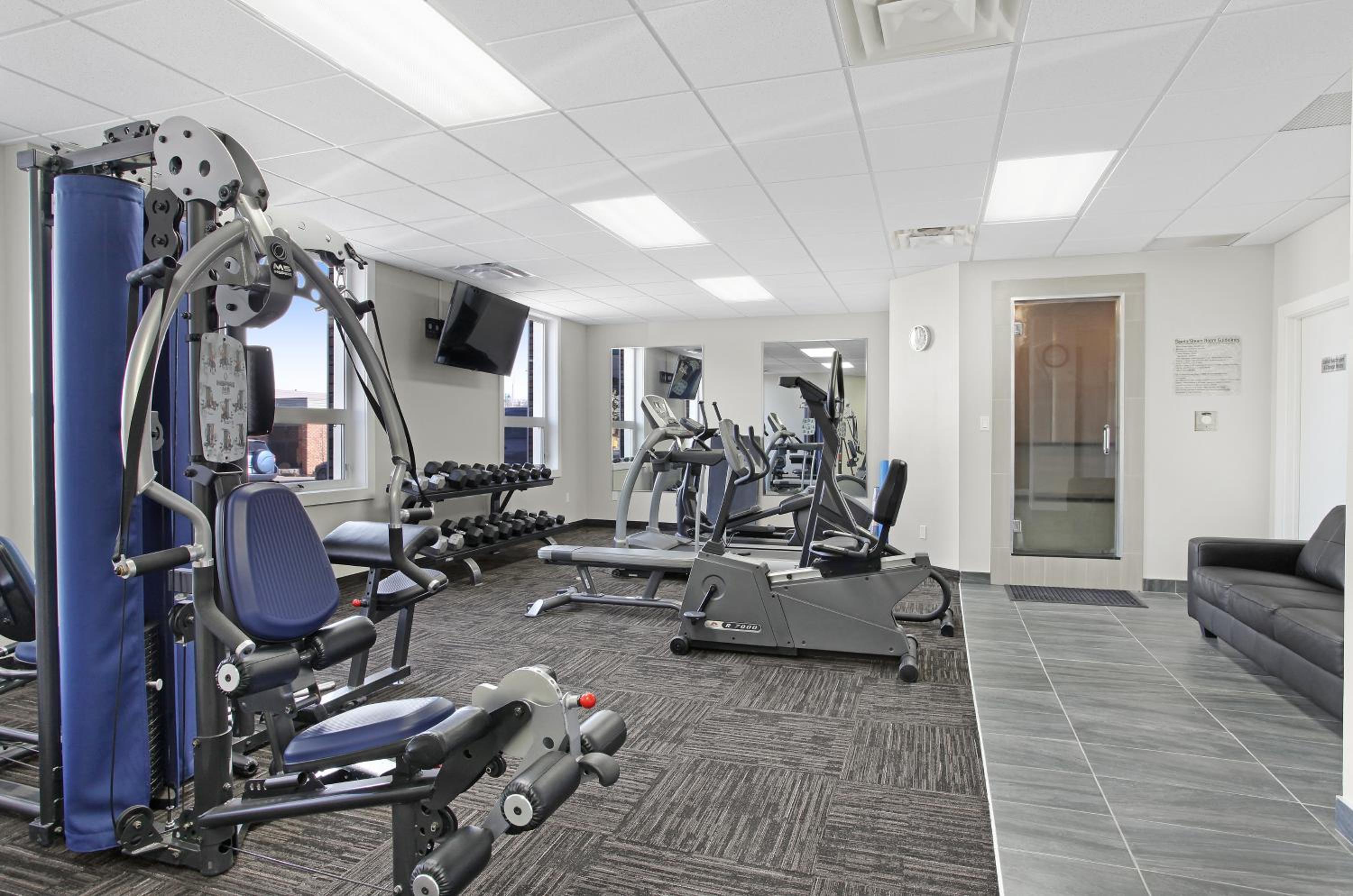 Edson Vacations - Guest House Inn Suites - Property Image 27