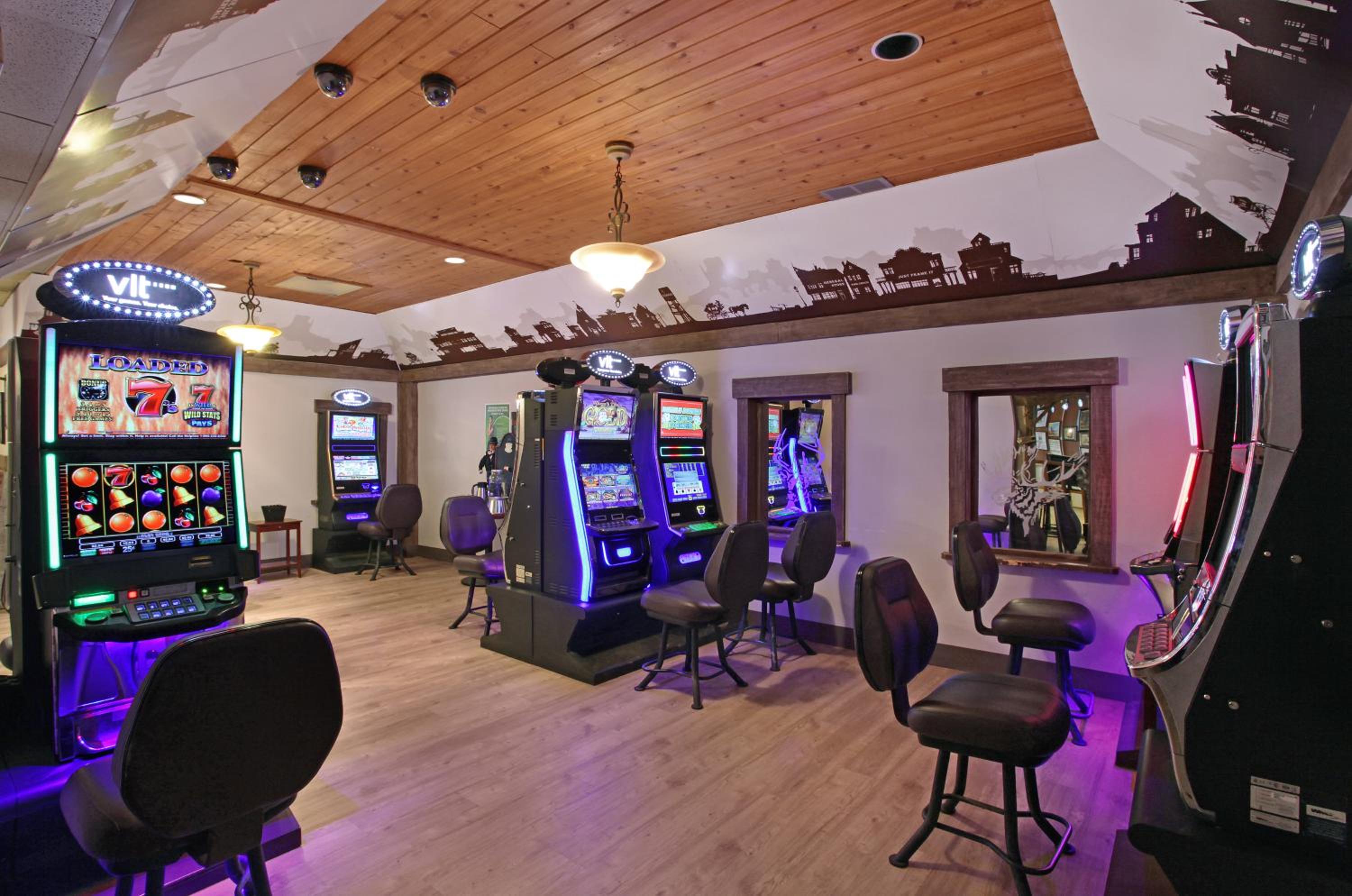 Edson Vacations - Guest House Inn  Suites - Property Image 2