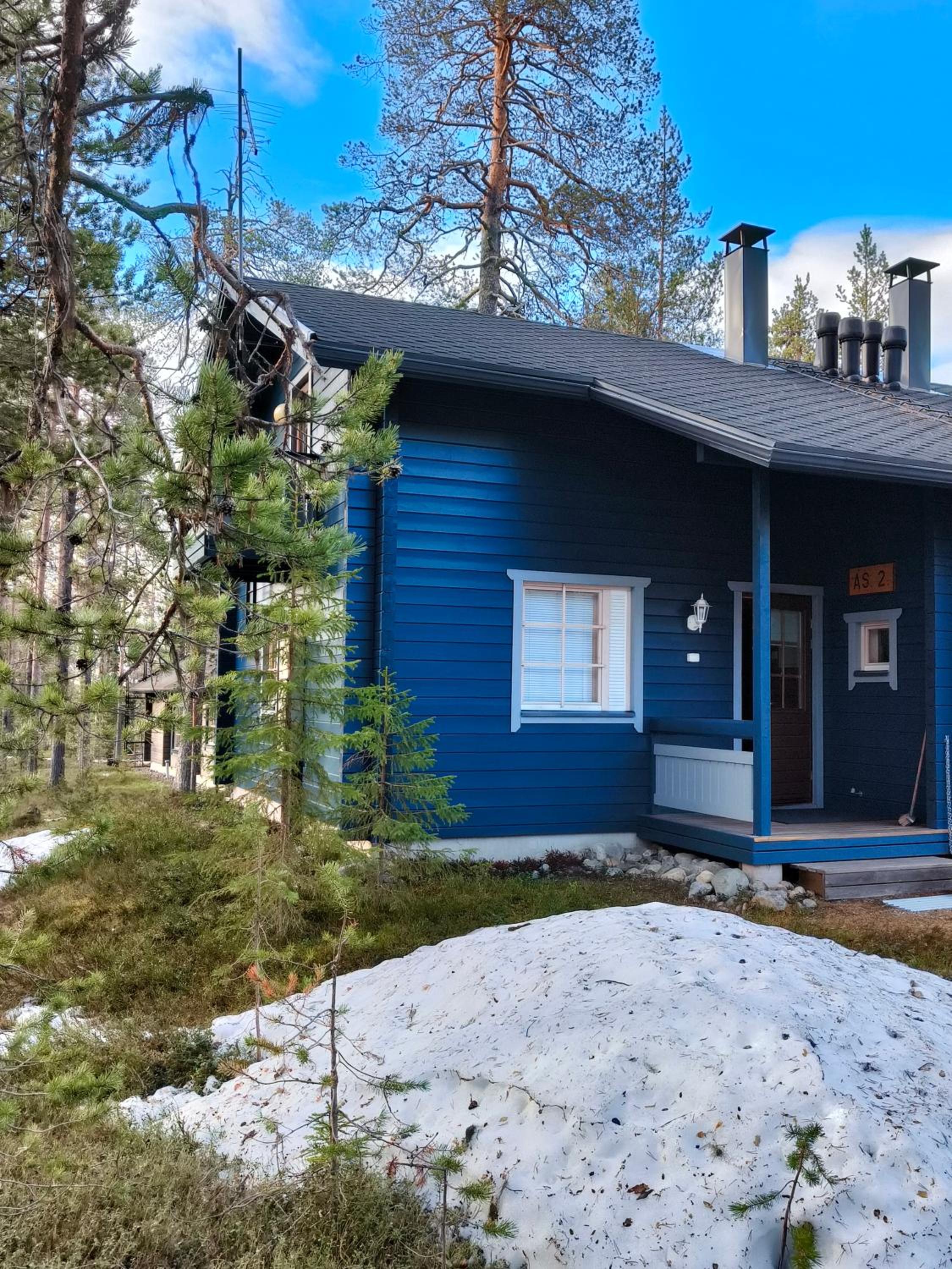 Parimökki Kaarni - 1km Ylläksen rinteisiin