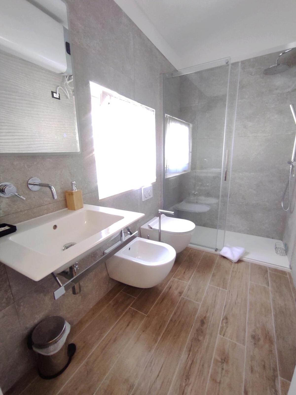 Residenza Sciarra 3 stanze3 bagni Centrale