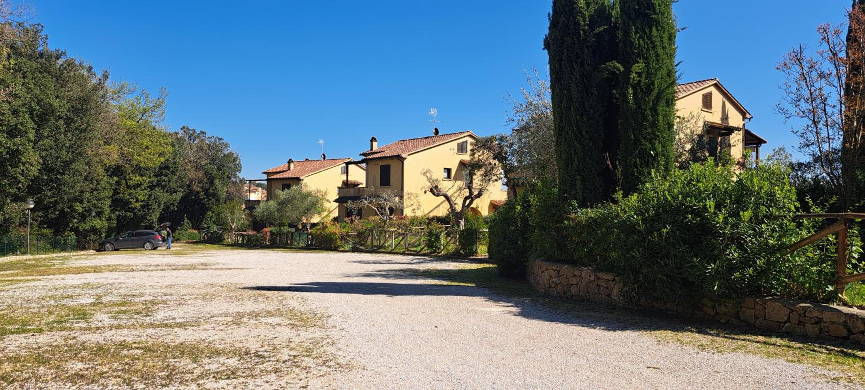 Trilocale con piscina