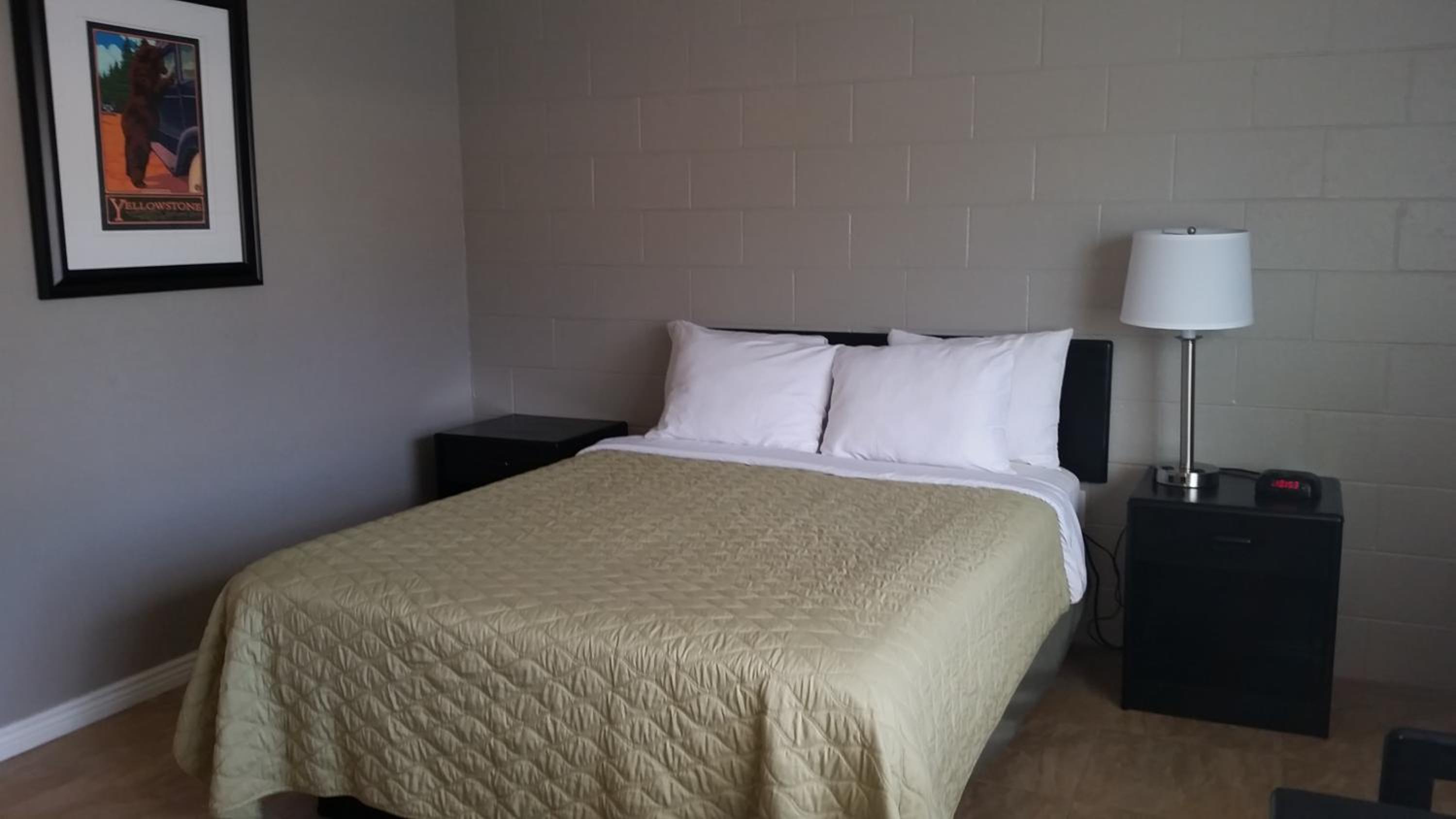 Motel West